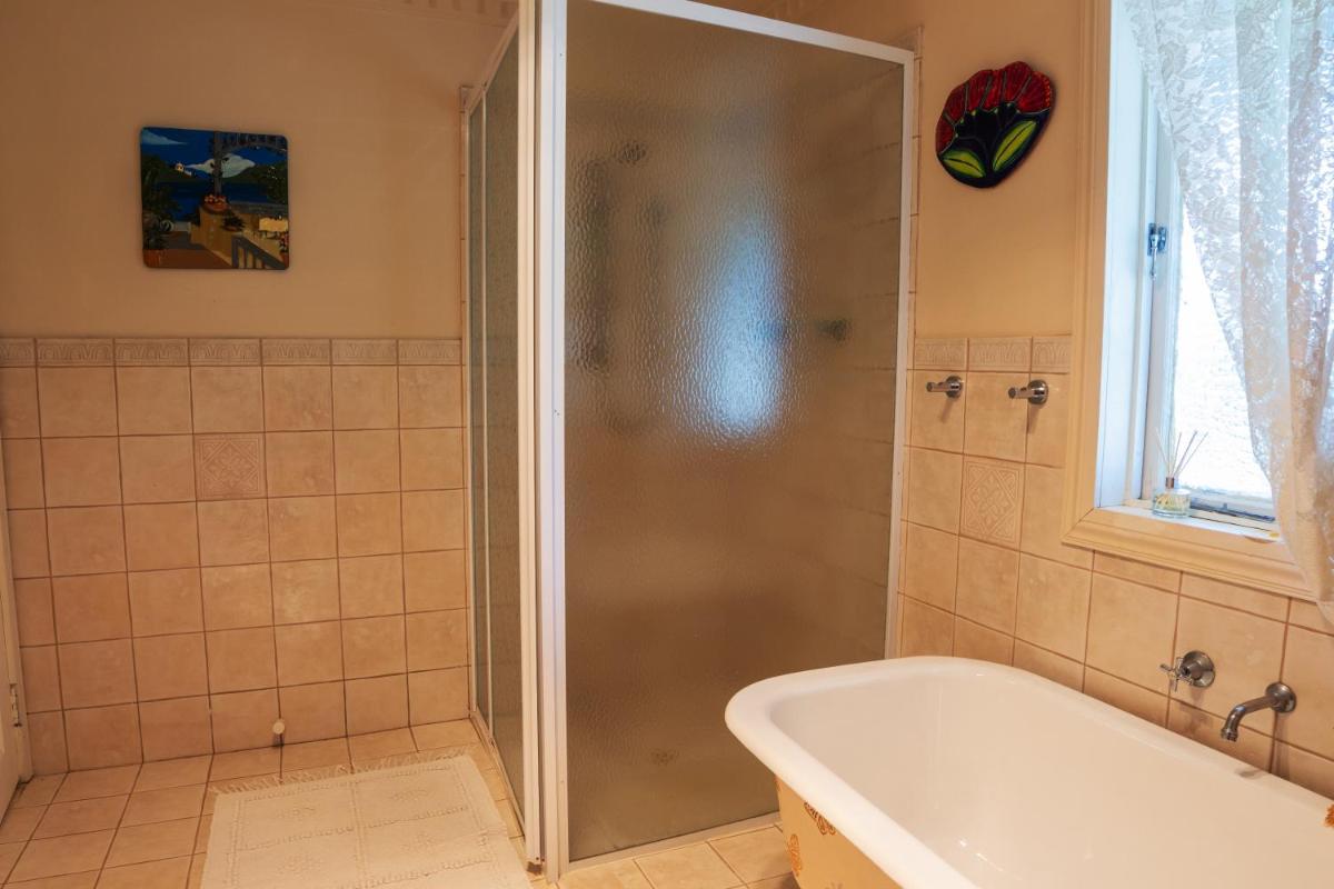 Deluxe King Room photo 1