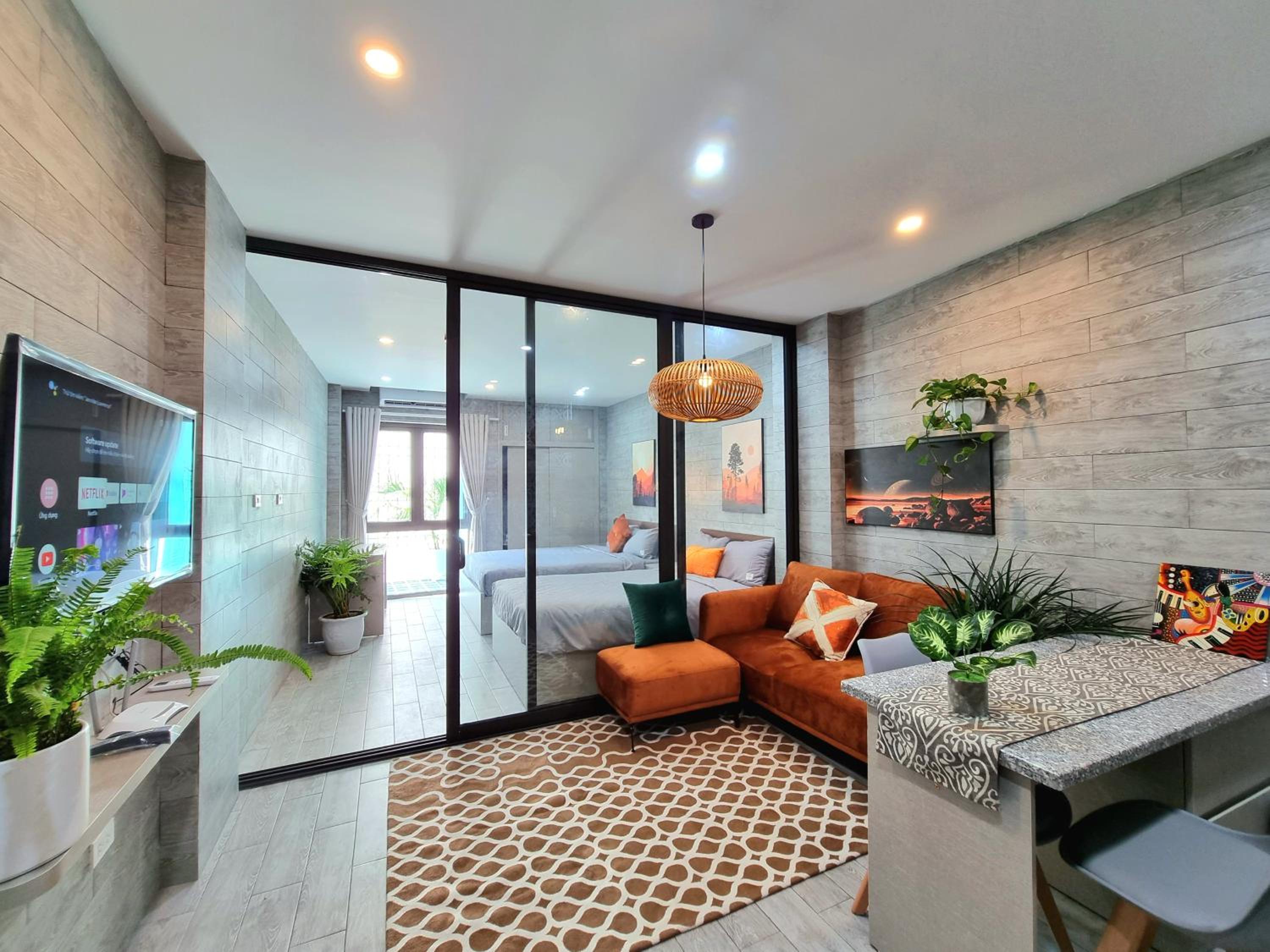 One-Bedroom Apartment
