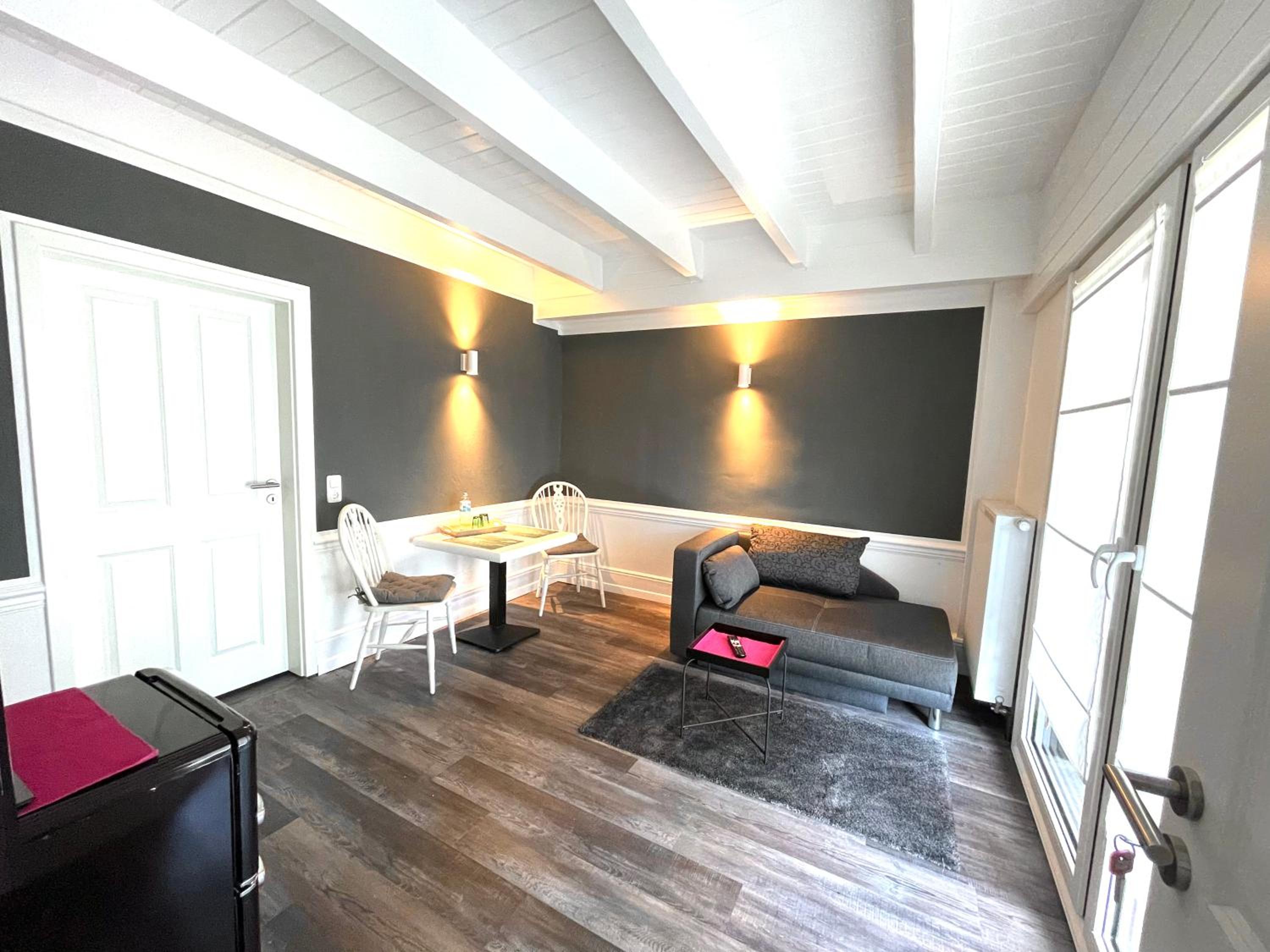 Suite with Garden View - Photo 1
