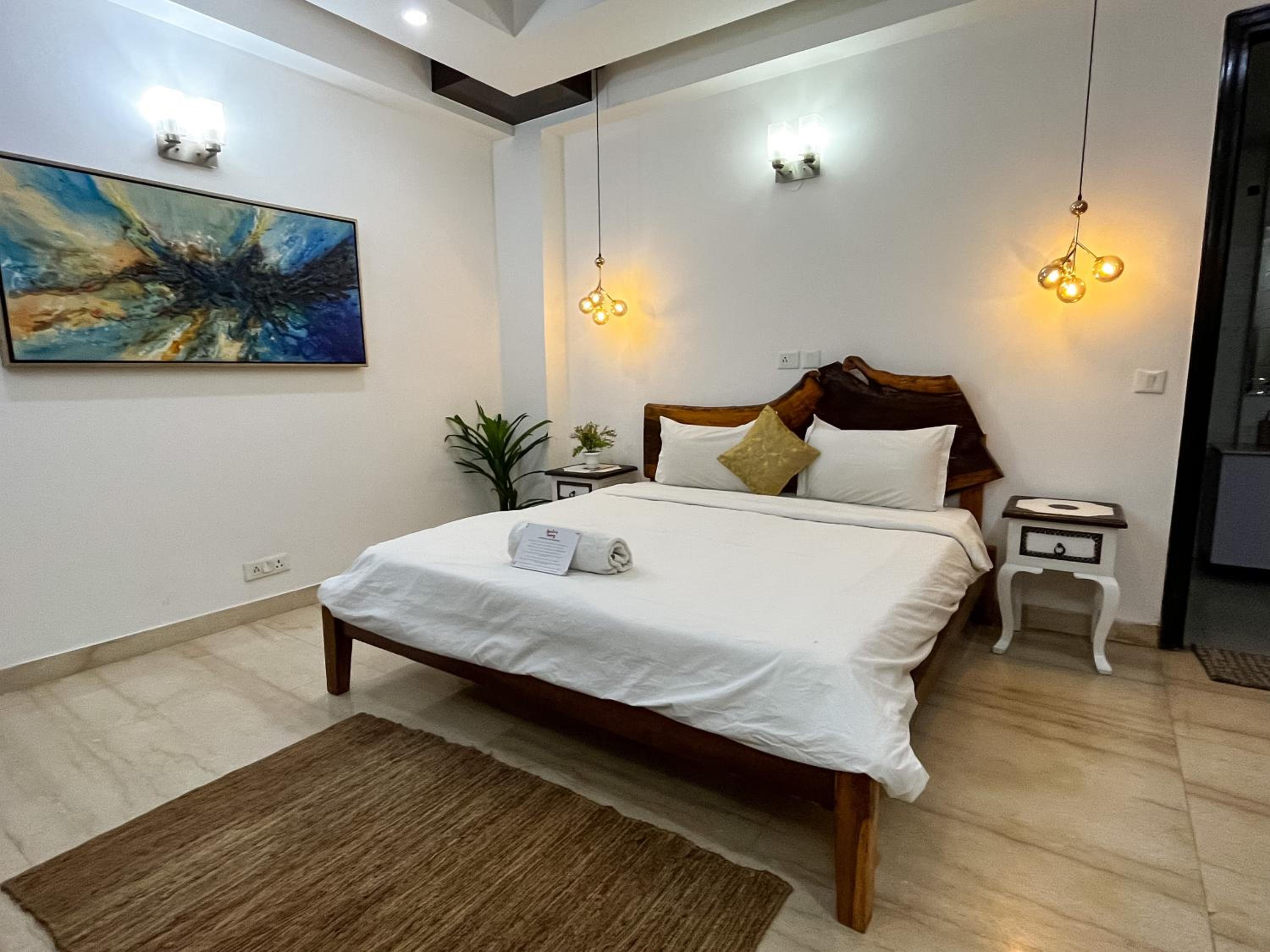 Superior King Room - Photo 27