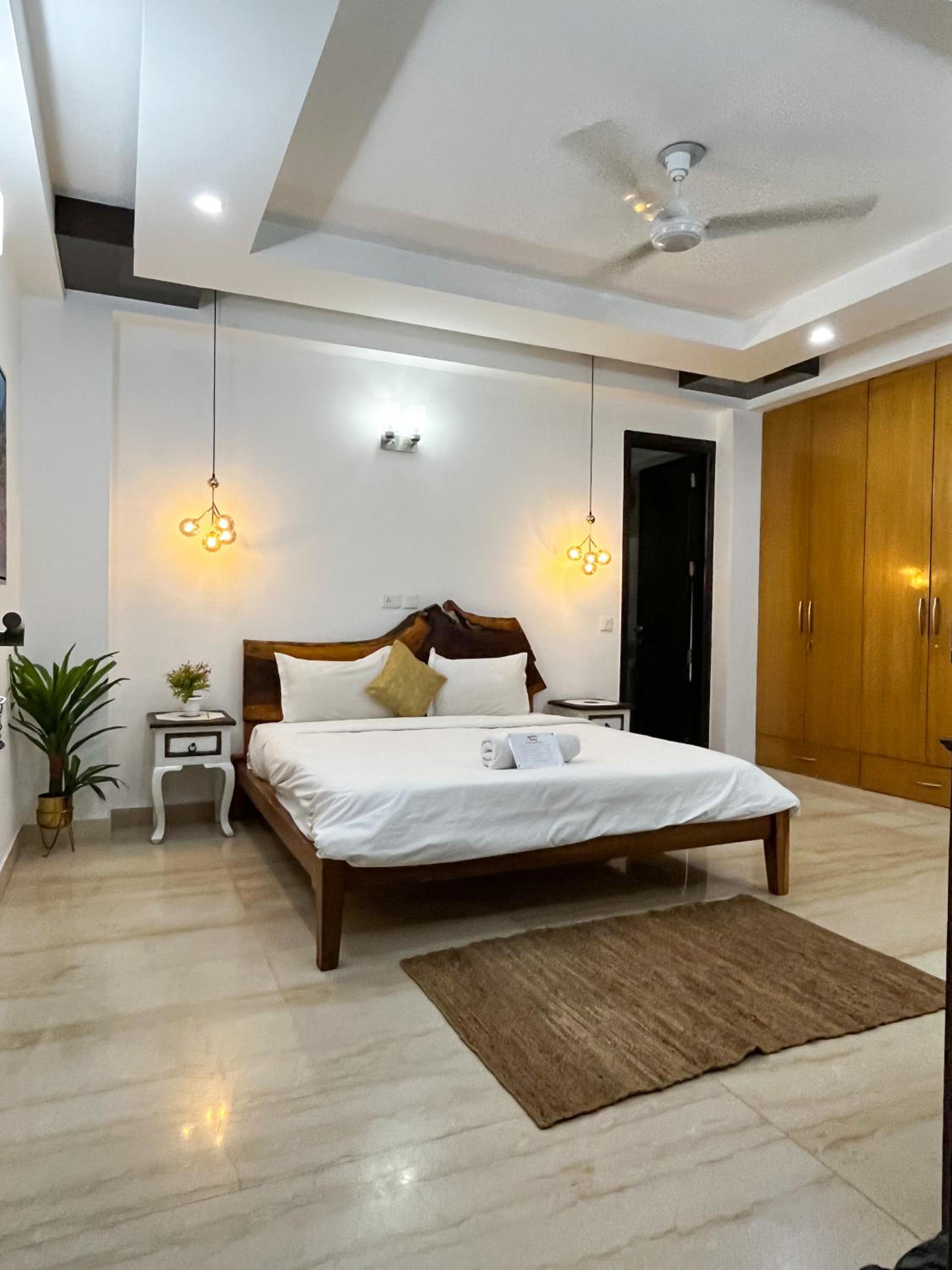 Superior King Room - Photo 20