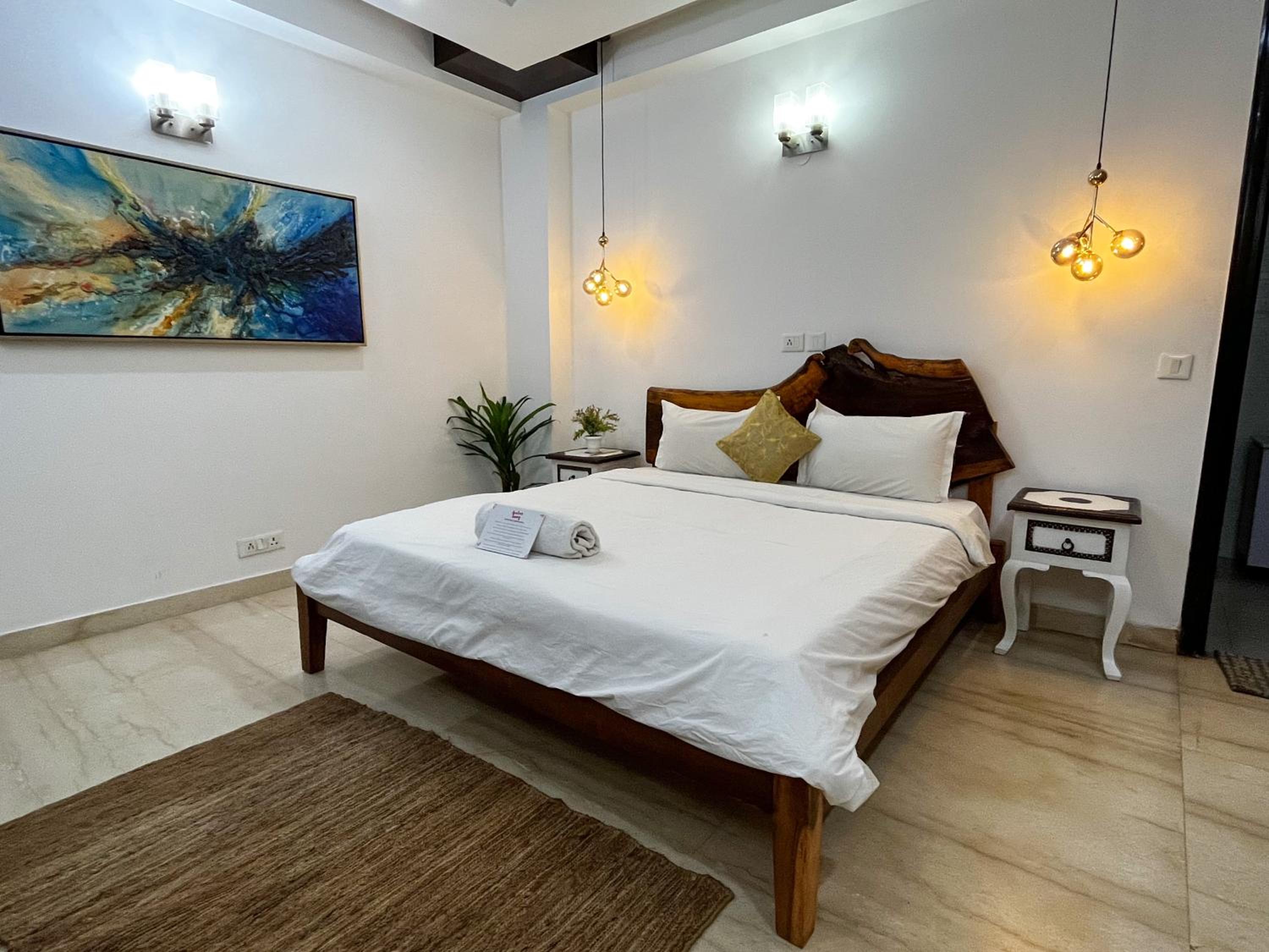 Superior King Room - Photo 19