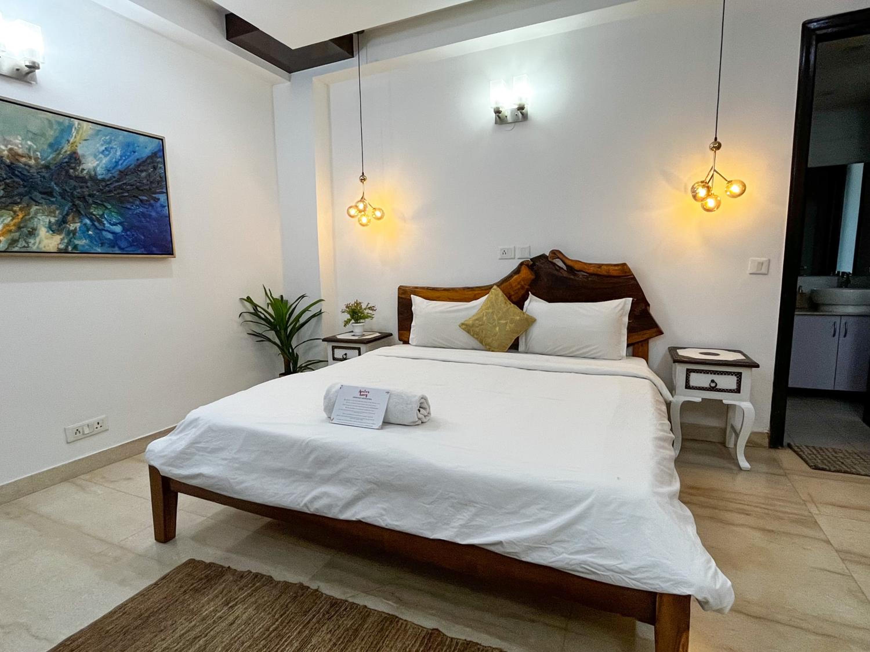 Superior King Room - Photo 12