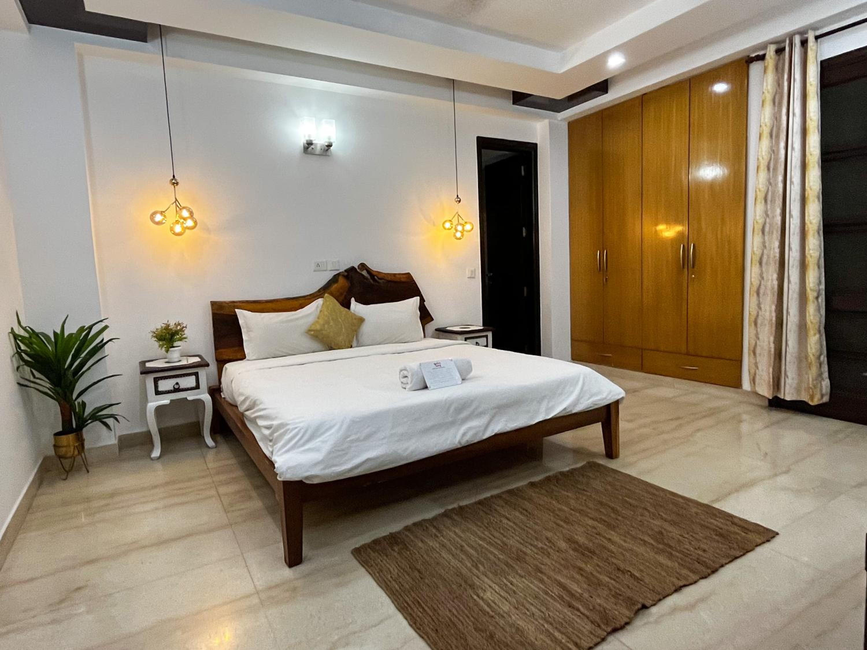 Superior King Room - Photo 3