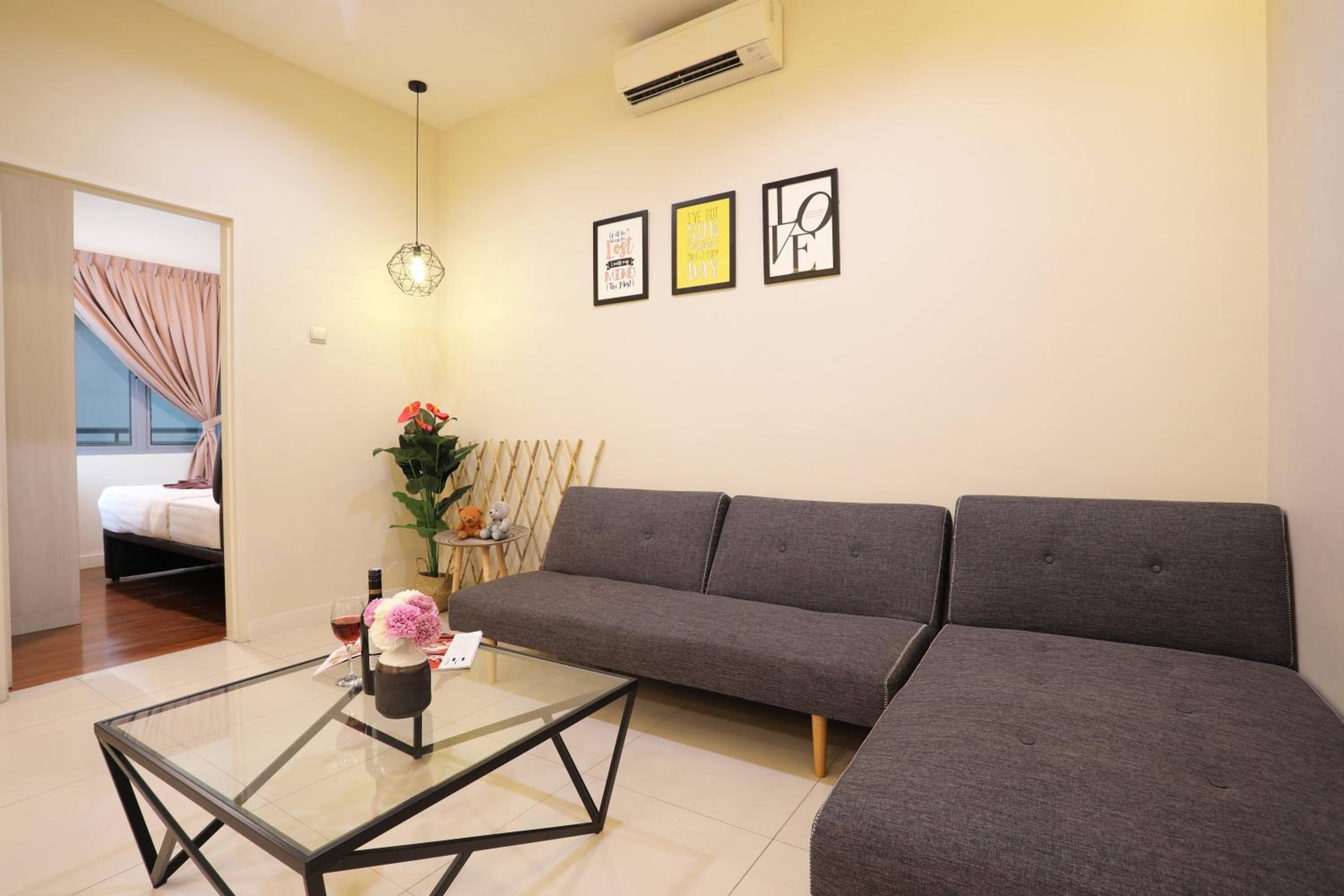 Two-Bedroom Apartment - Photo 8