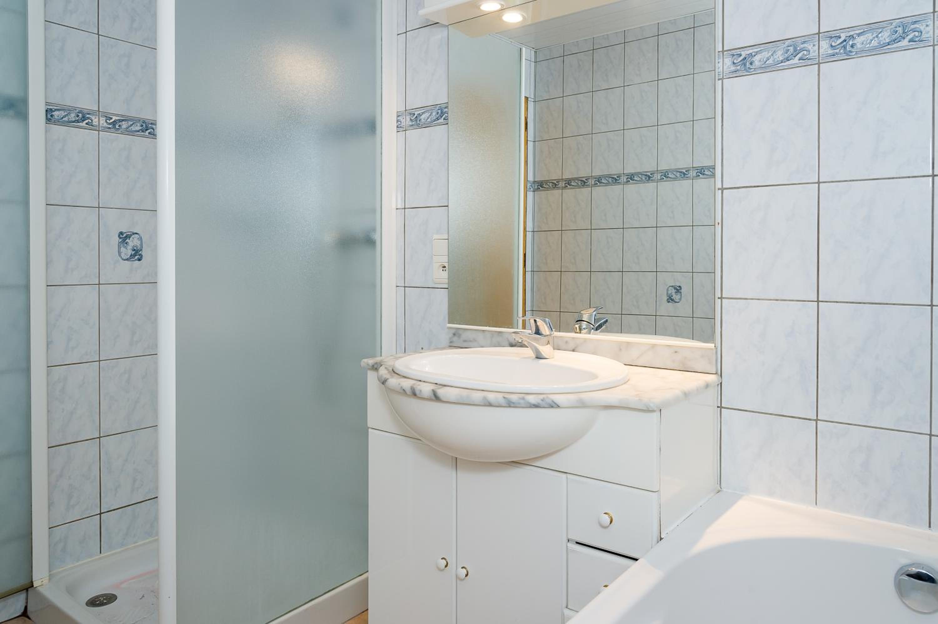 Apartment - Ground Floor photo 3