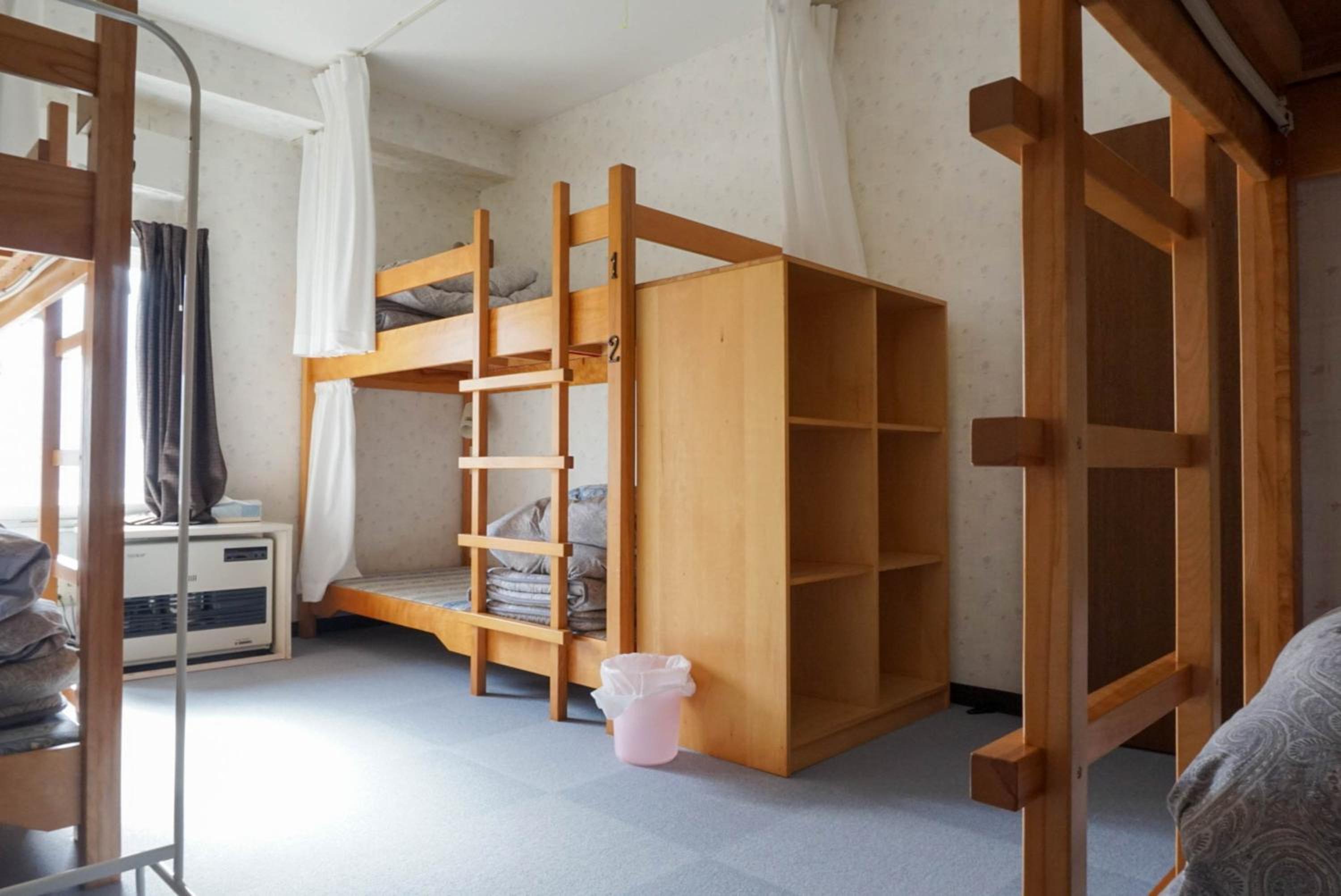 Bed in 6-Bed Female Dormitory Room photo 1
