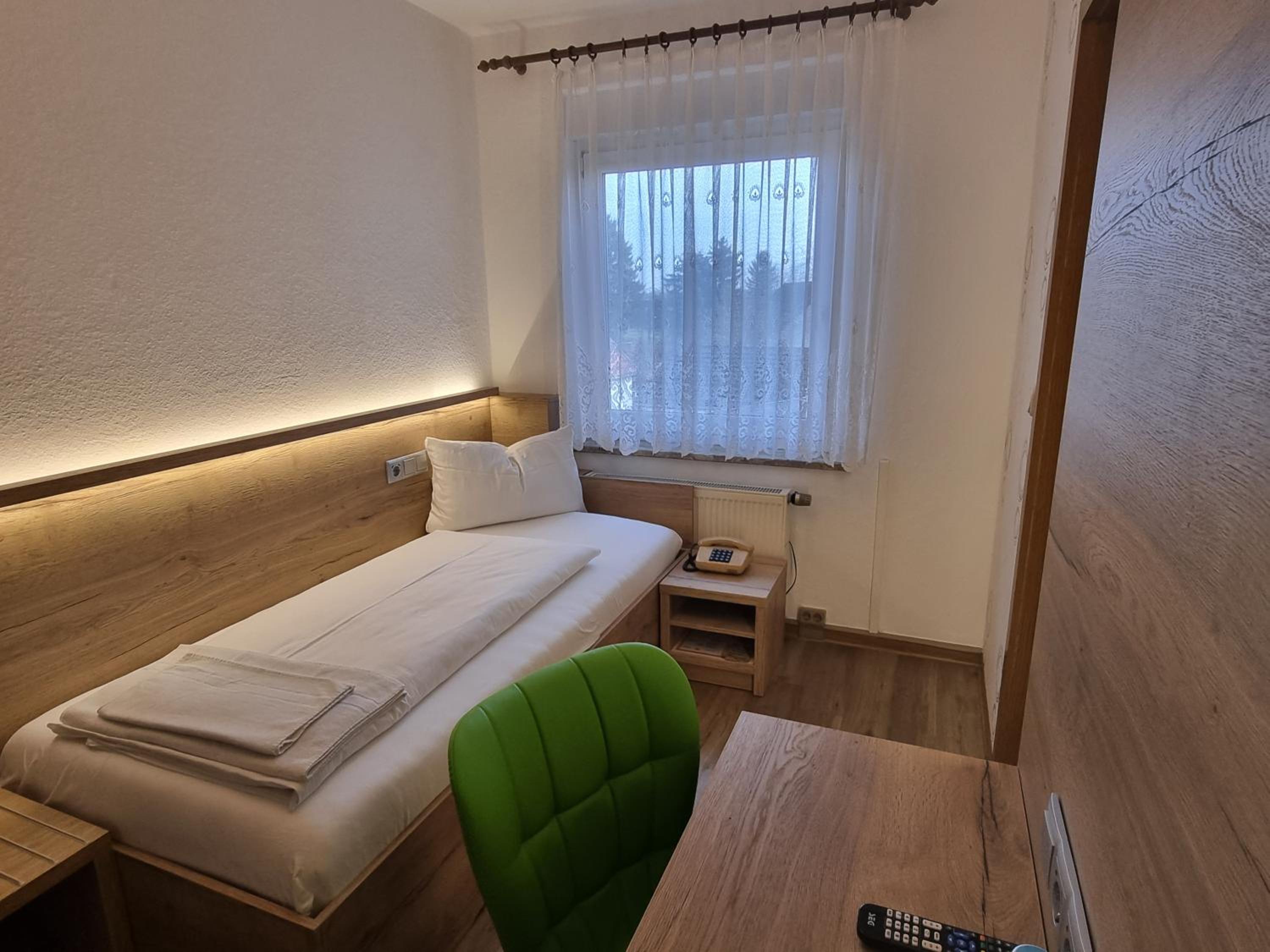 Single Room photo 1