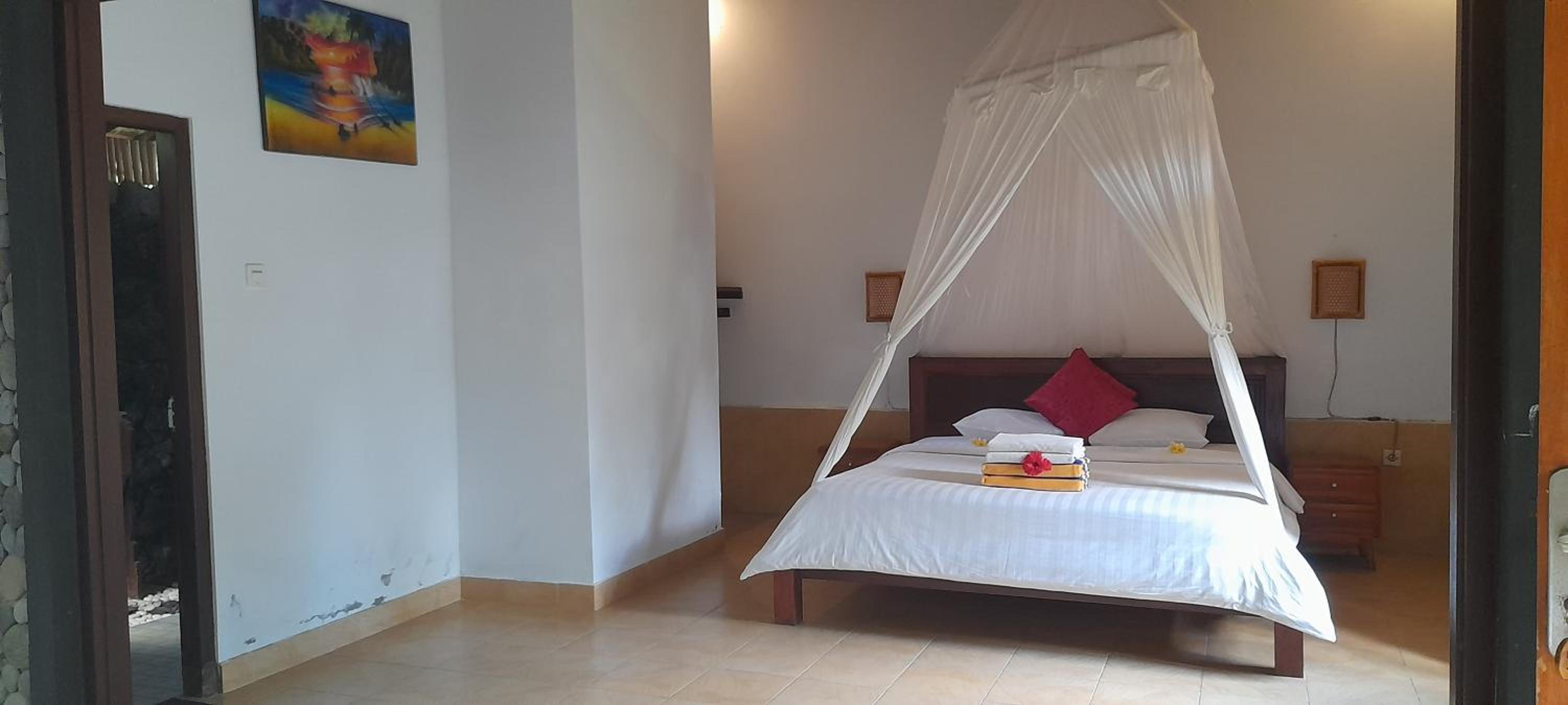Deluxe Room (2 Adults + 1 Child)