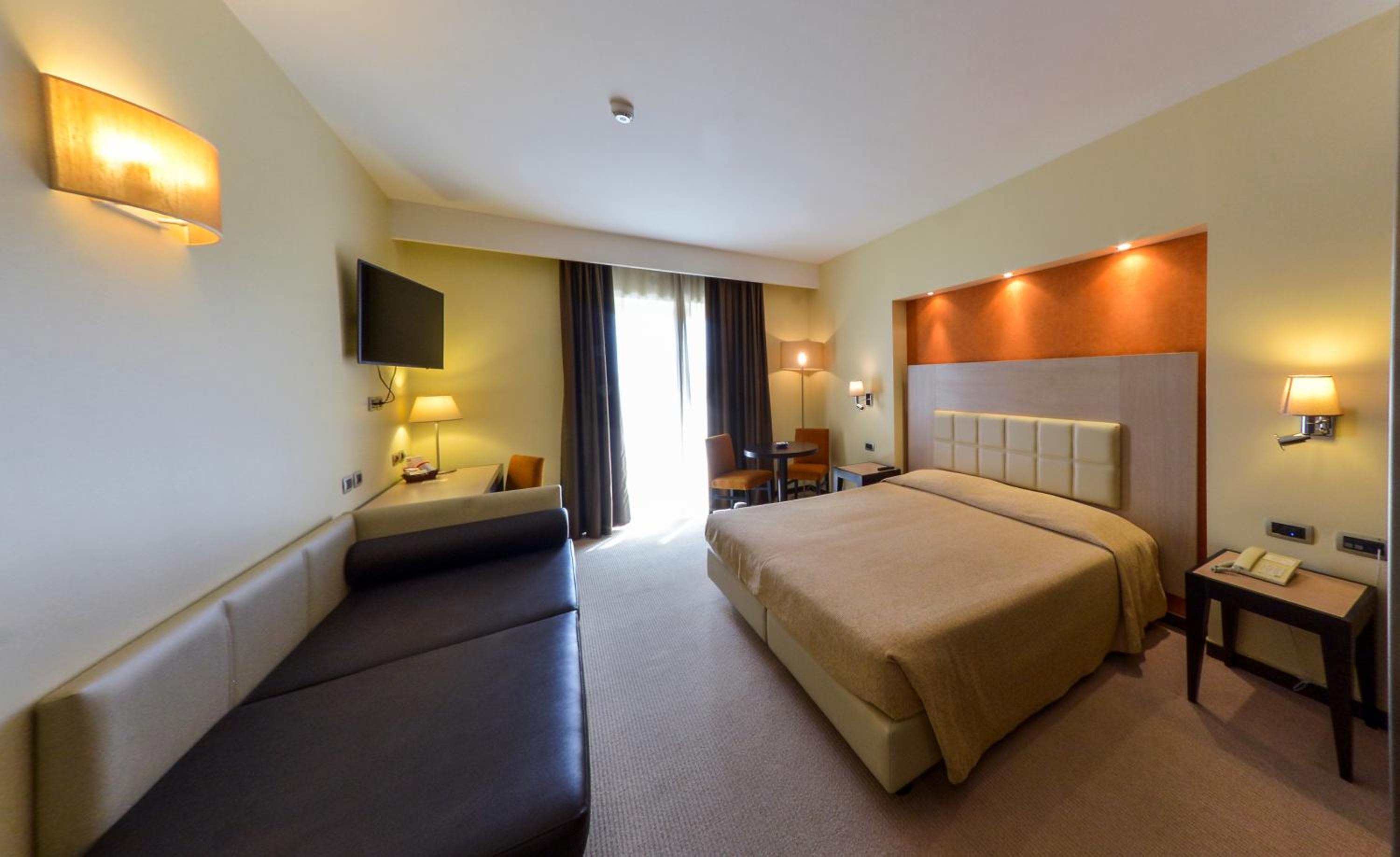 Superior Double Room - Photo 4