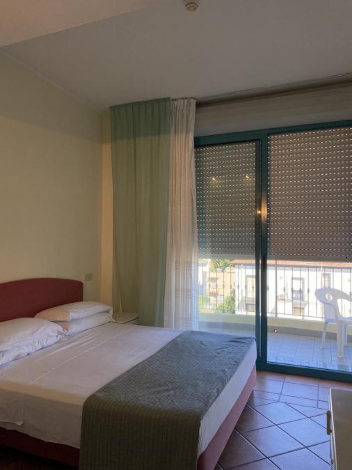 Comfort Double Room with Balcony - Photo 3