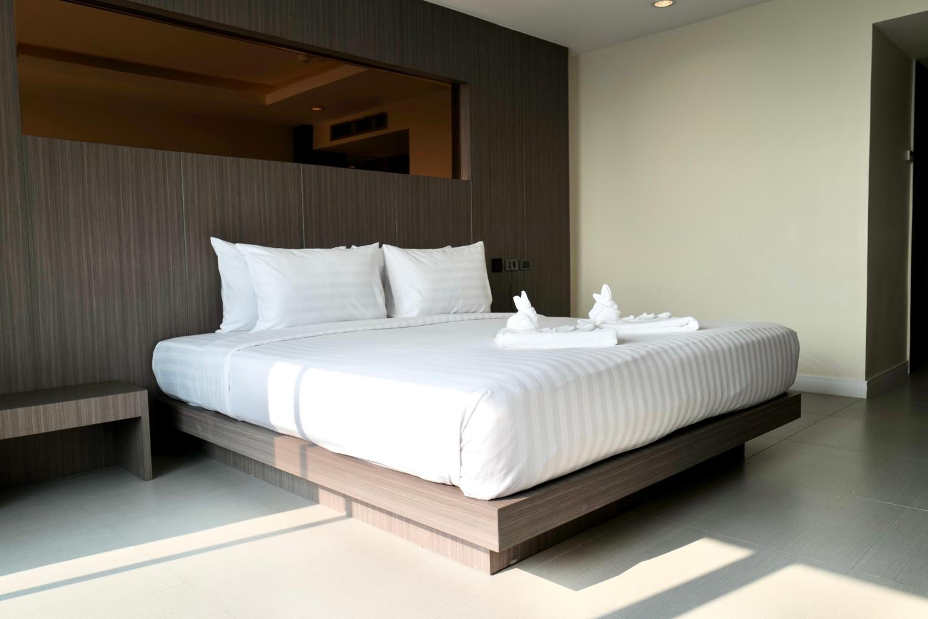King Room with Sea View - Photo 2