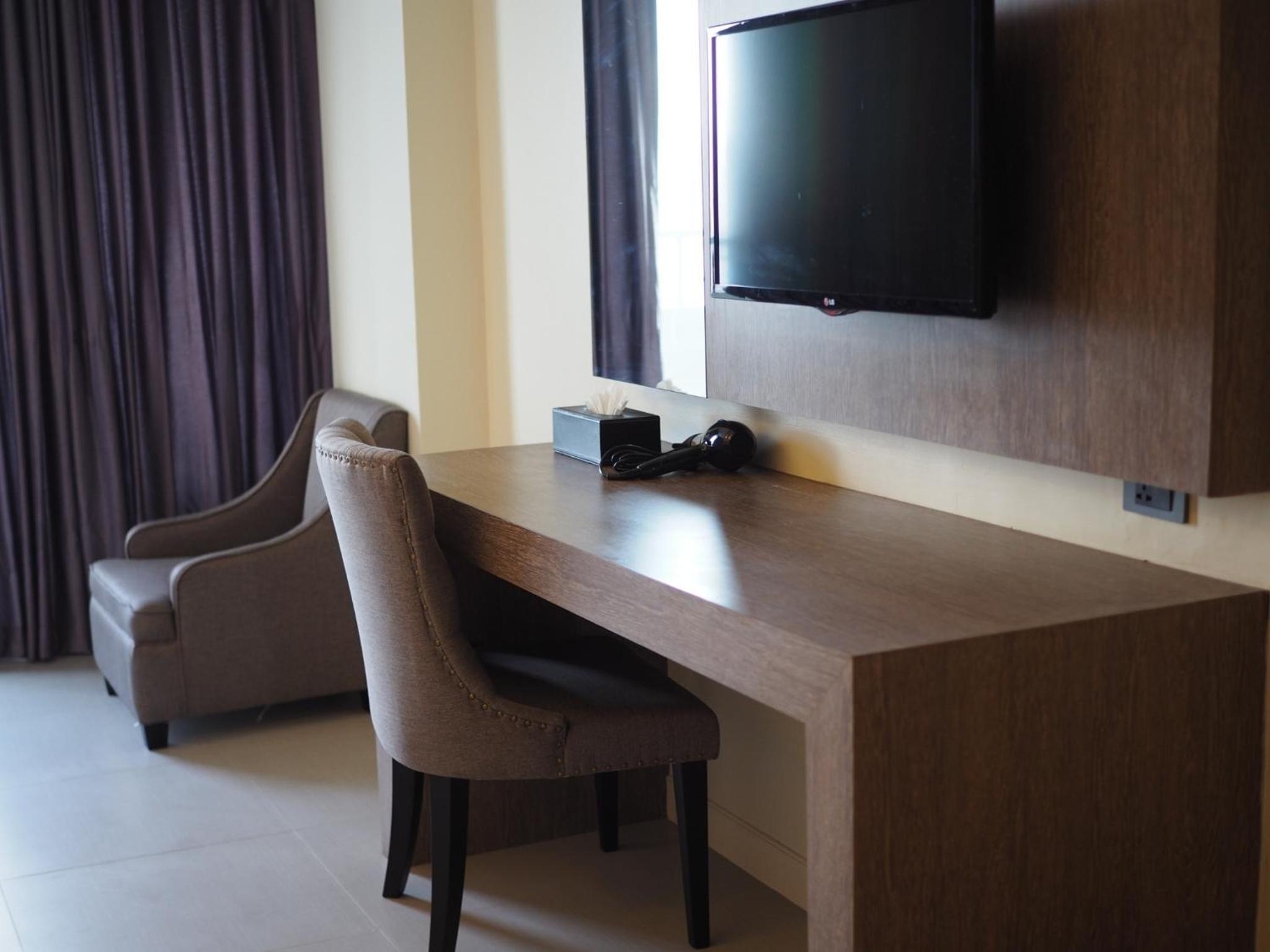 King Room with Sea View - Photo 6