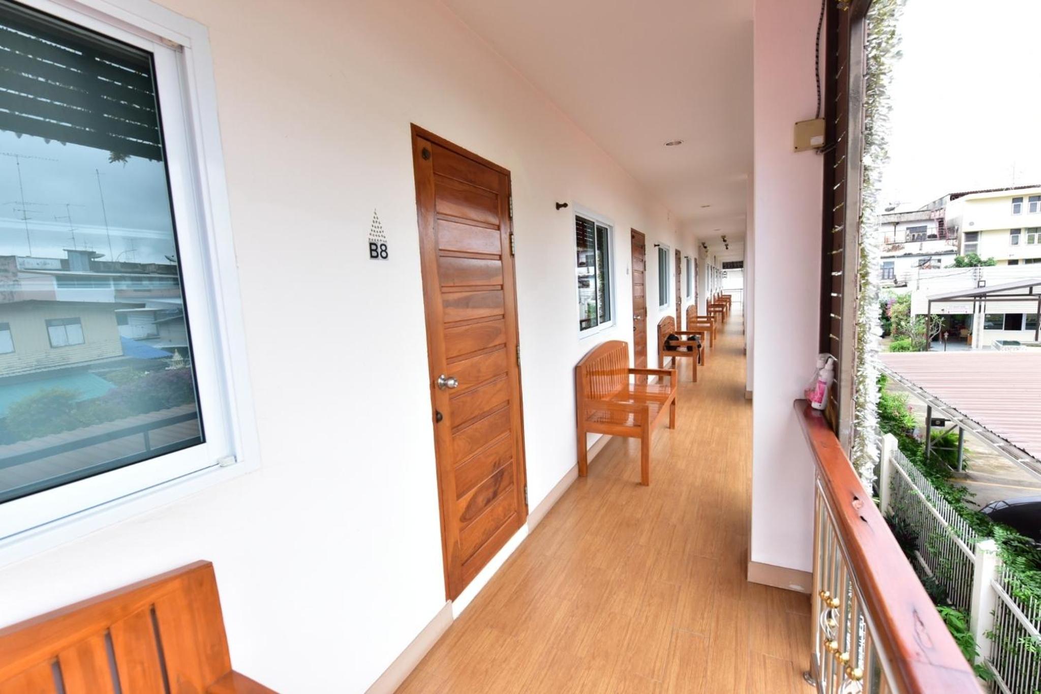 Standard Double Room - Photo 18