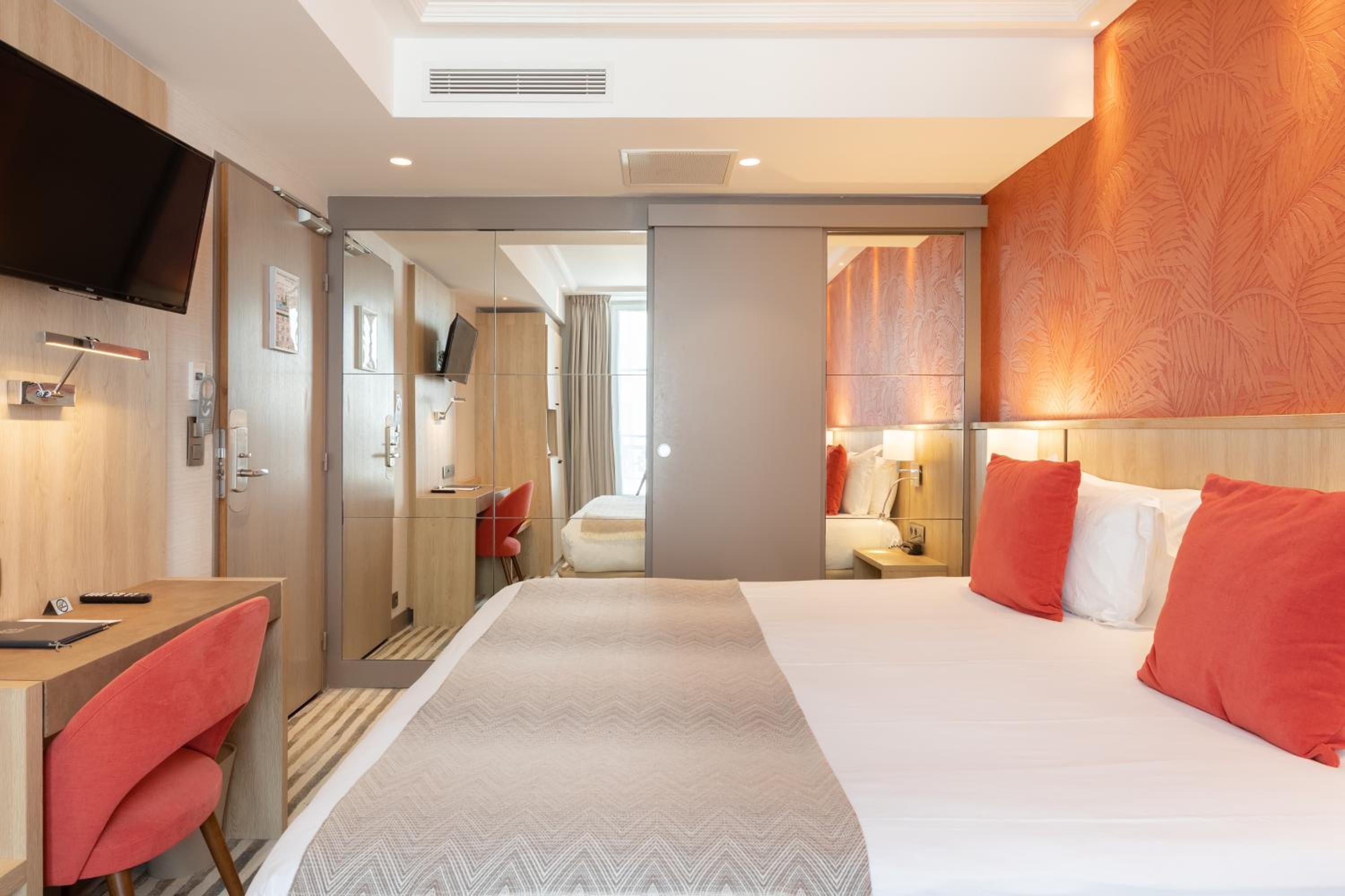 Triple Room photo 2