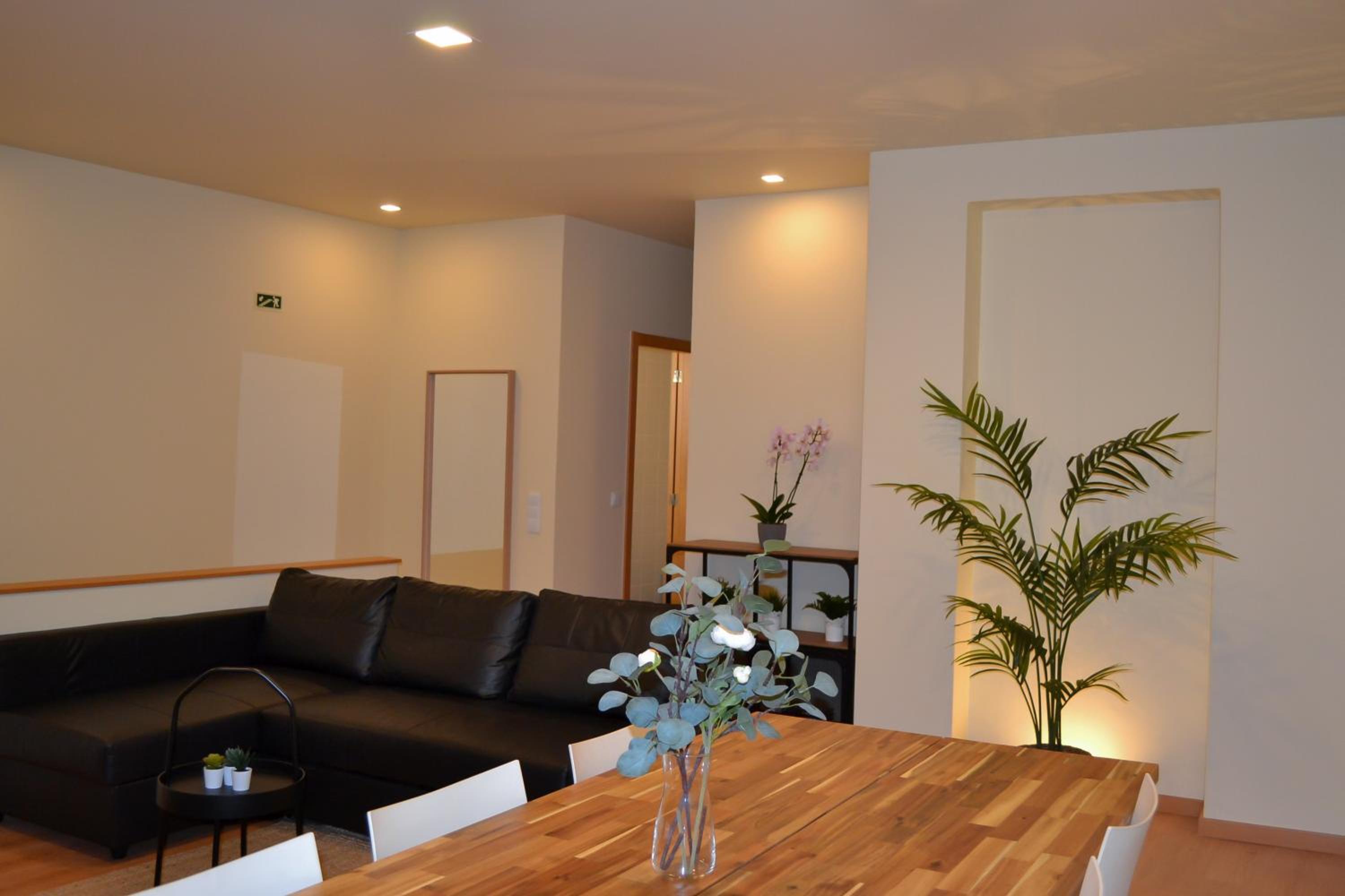 Two-Bedroom Apartment - Photo 17