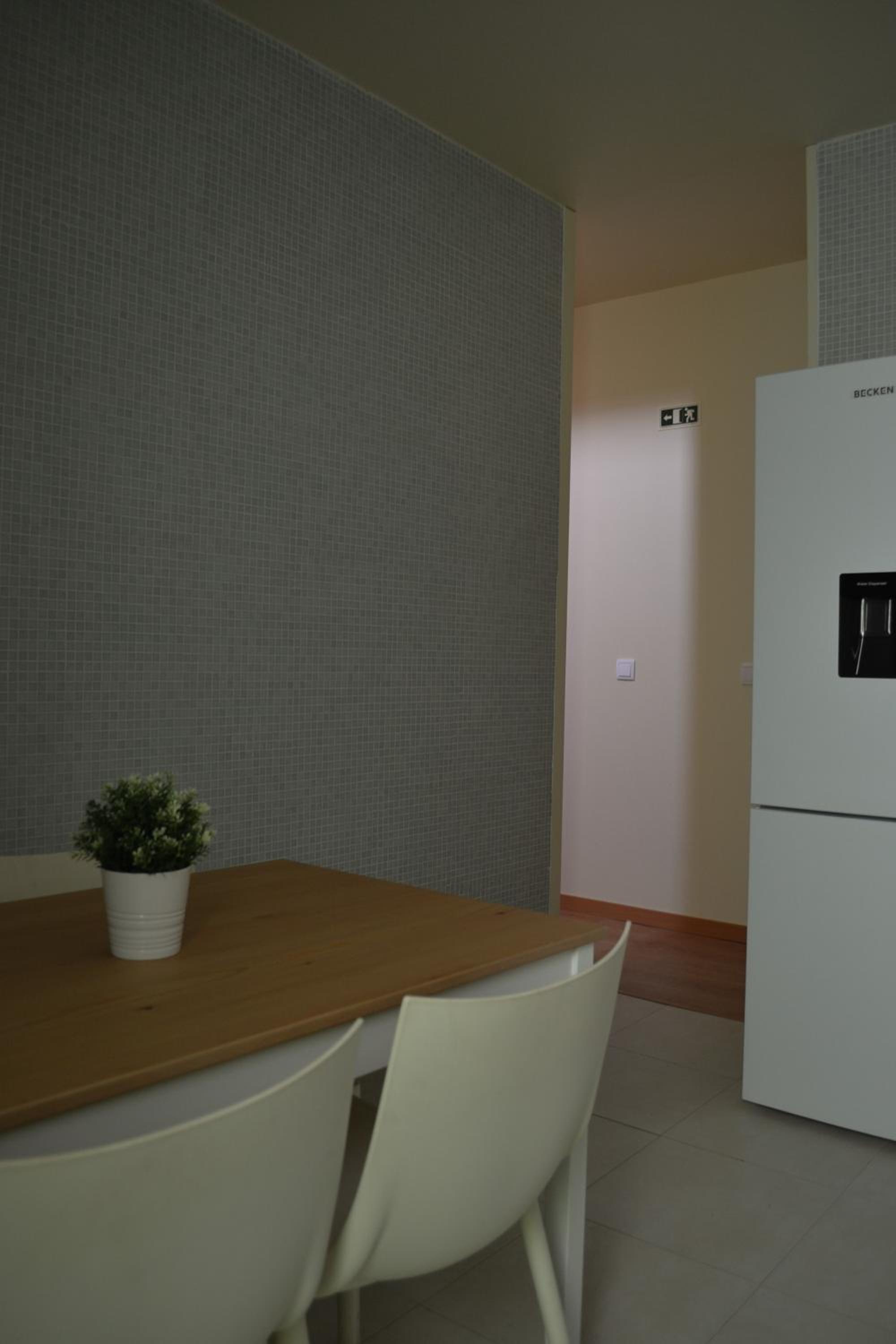 Two-Bedroom Apartment - Photo 21