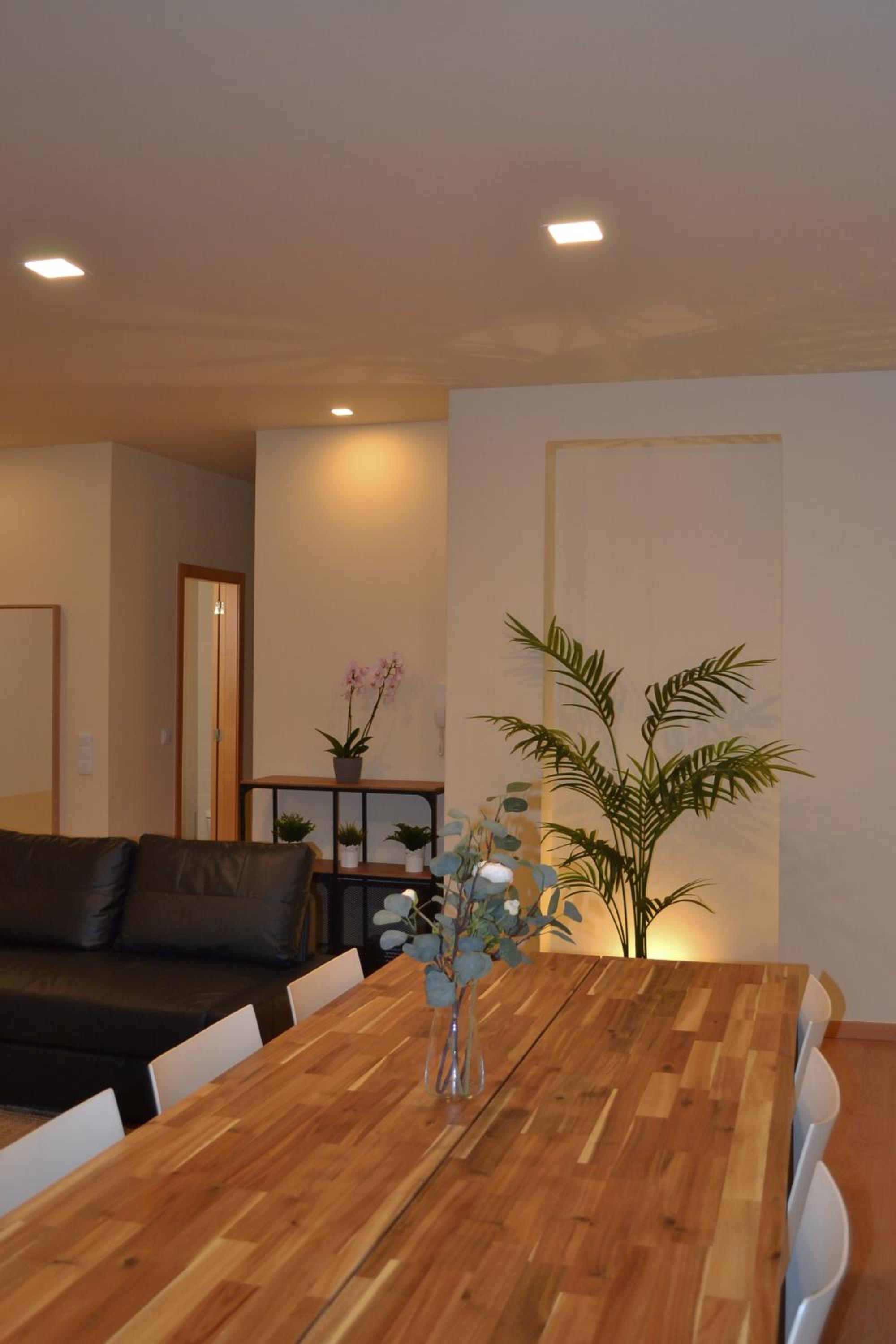 Two-Bedroom Apartment - Photo 24