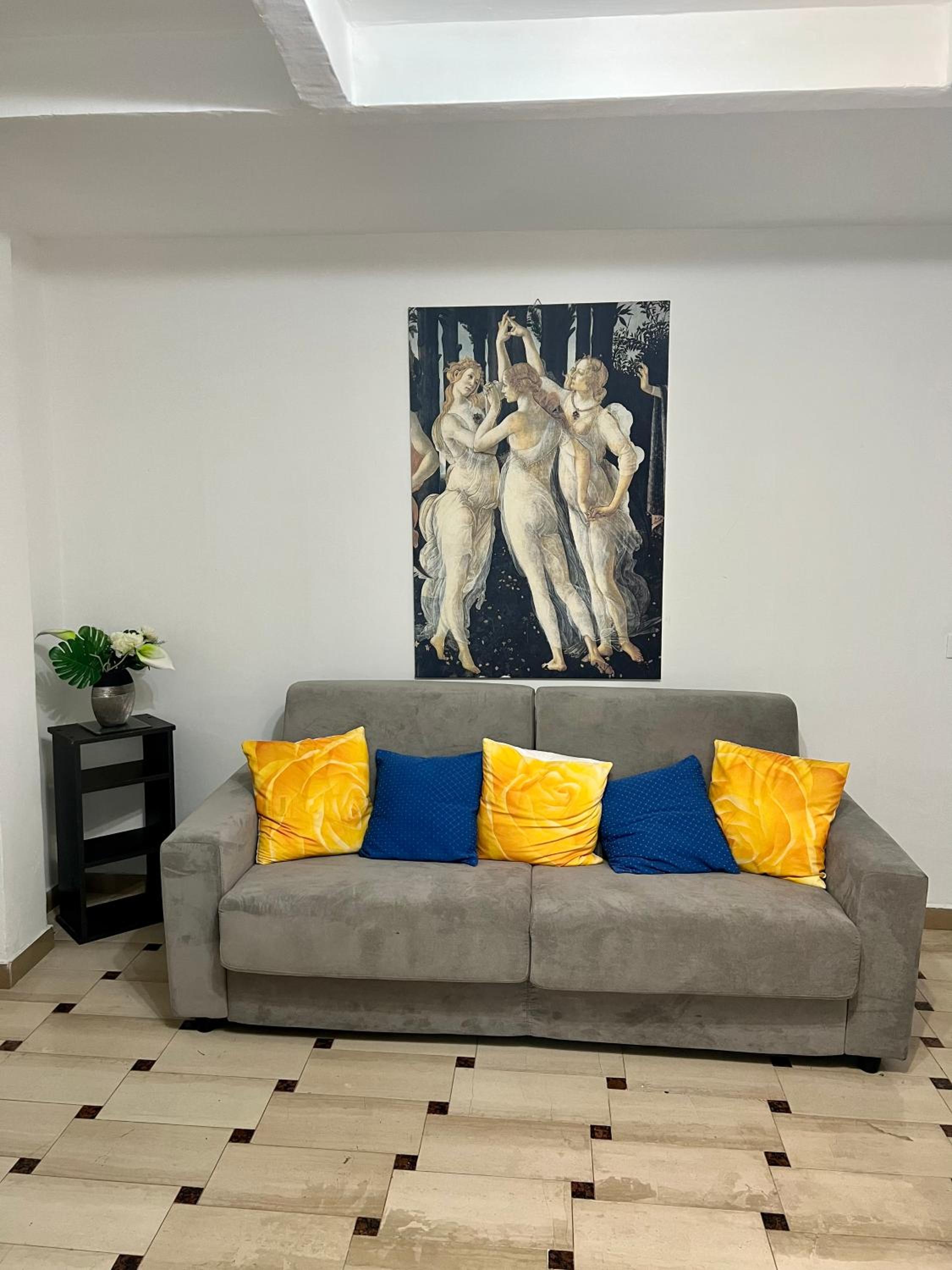 One-Bedroom Apartment