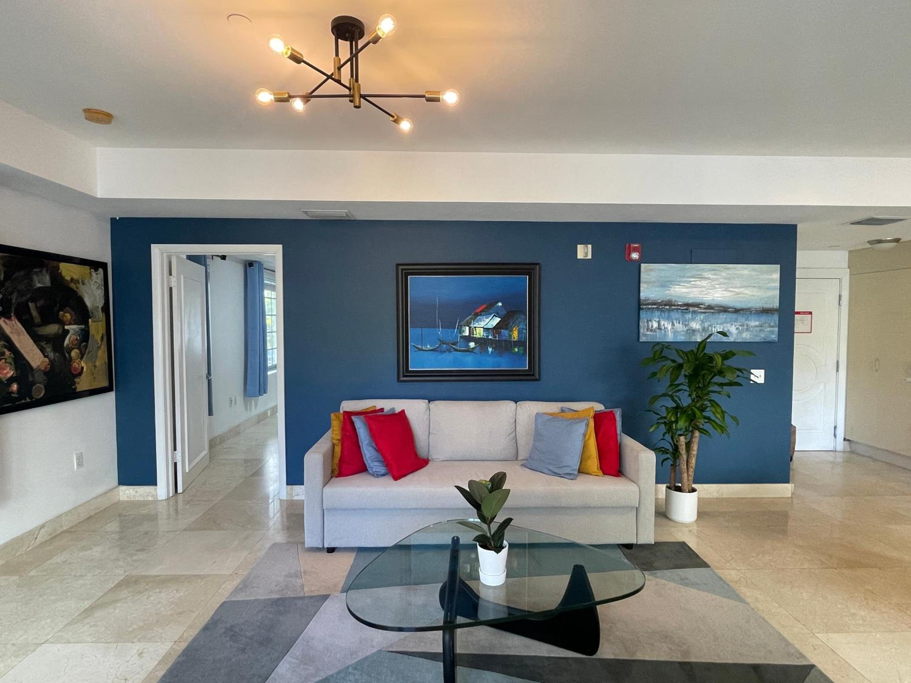One-Bedroom Apartment