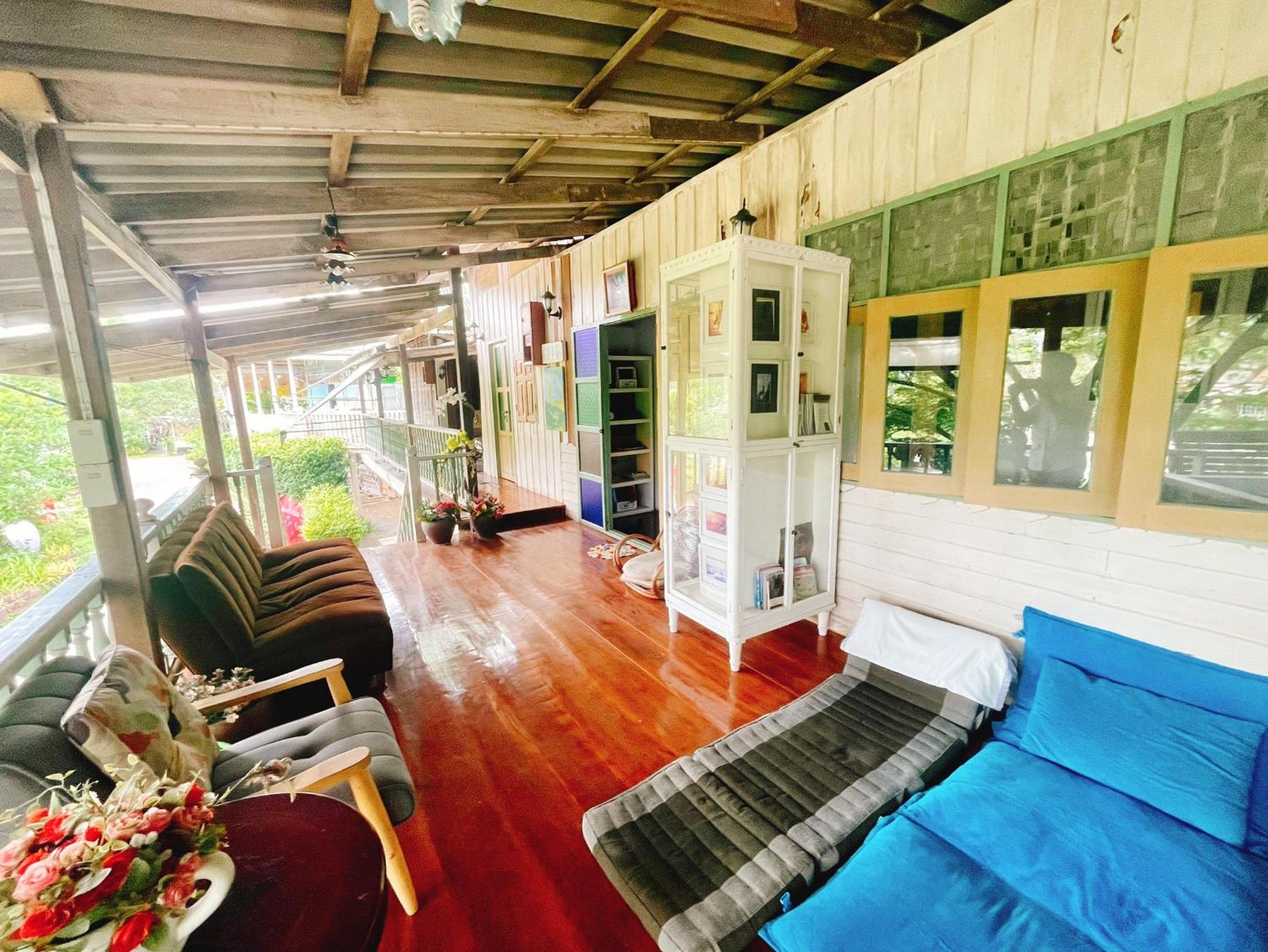 Family Room with Balcony - Photo 7