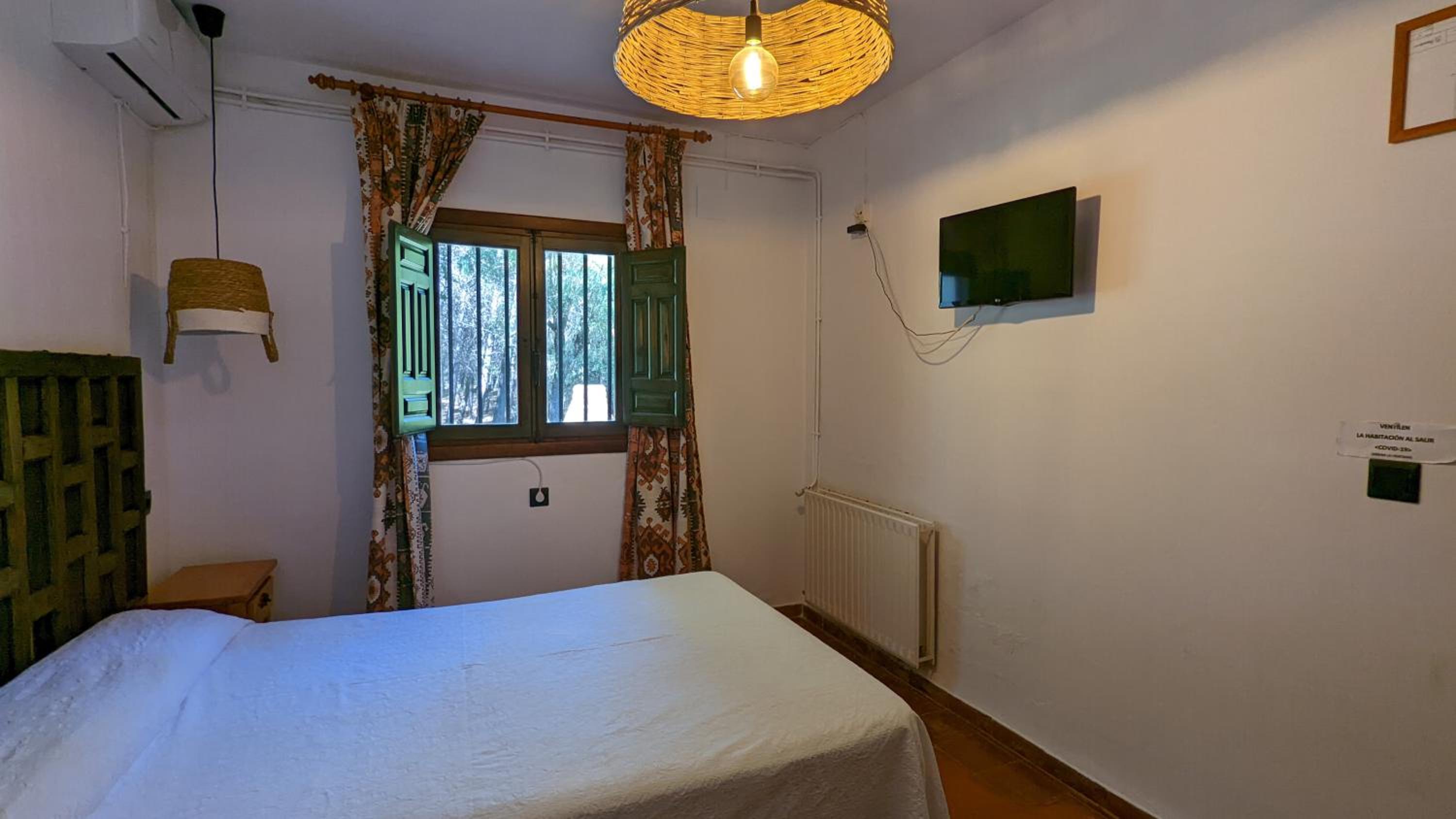Quadruple Room with Mountain View photo 3