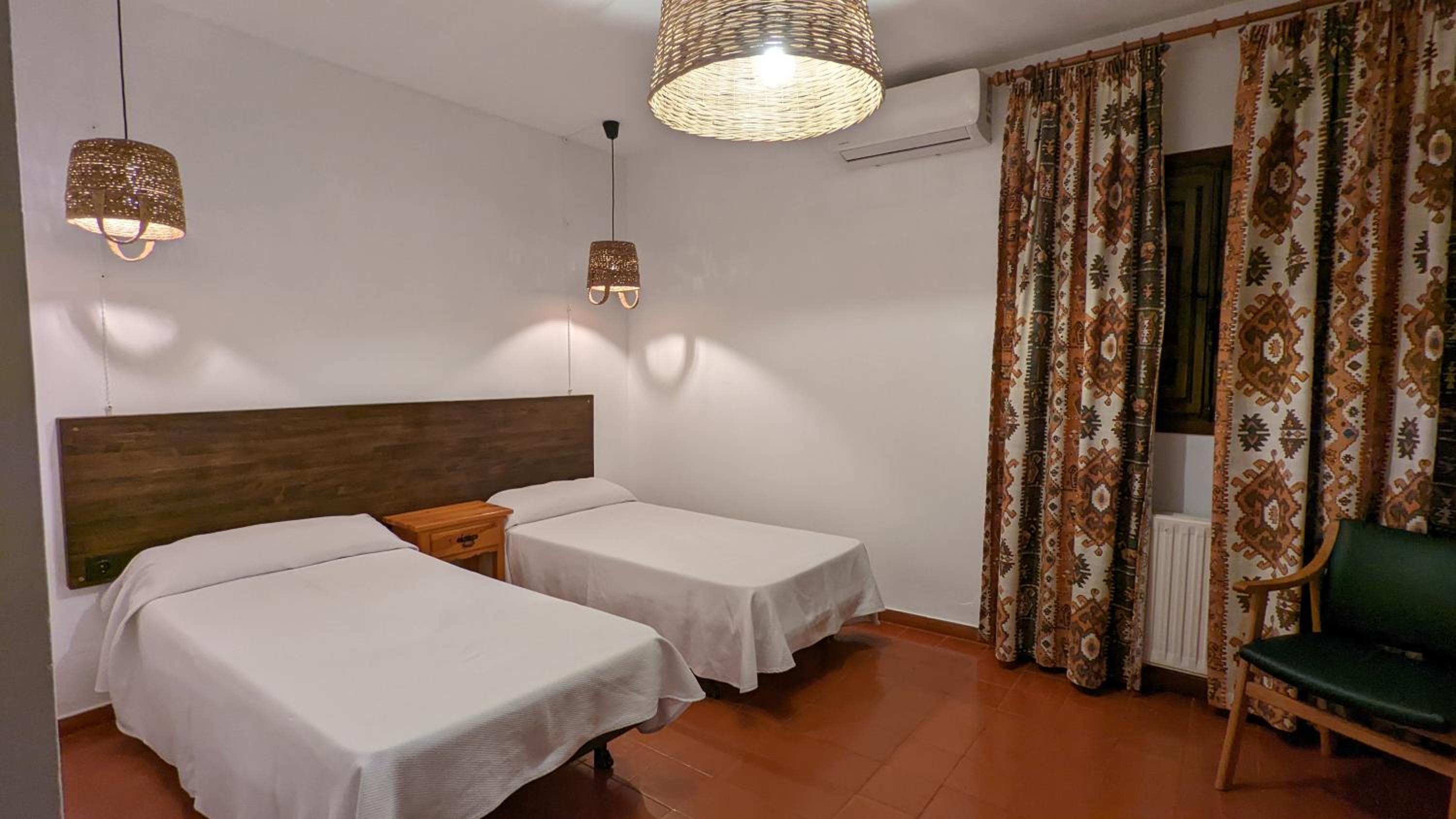 Double or Twin Room with Mountain View photo 2