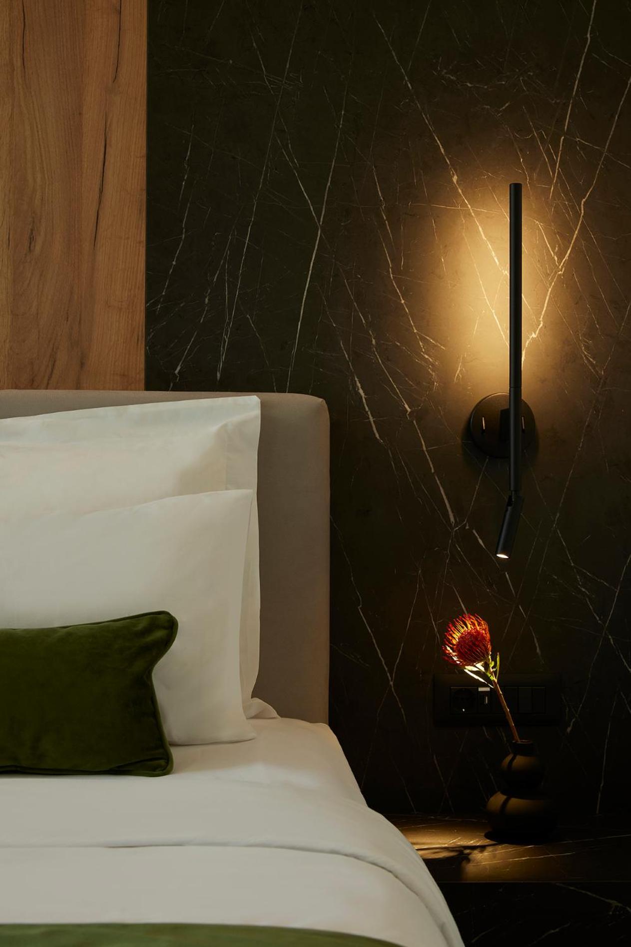 The Port Double Room with Balcony and Side Sea View - Photo 9