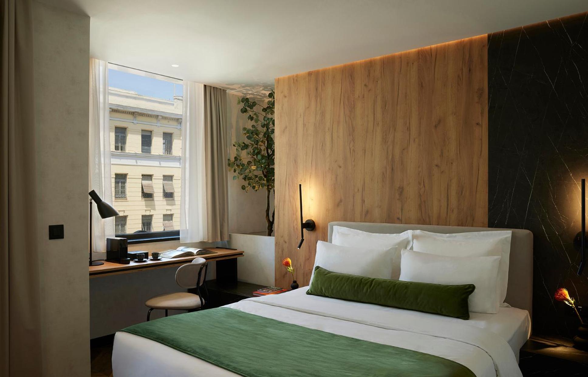 The Port Double Room with Balcony and Side Sea View - Photo 2