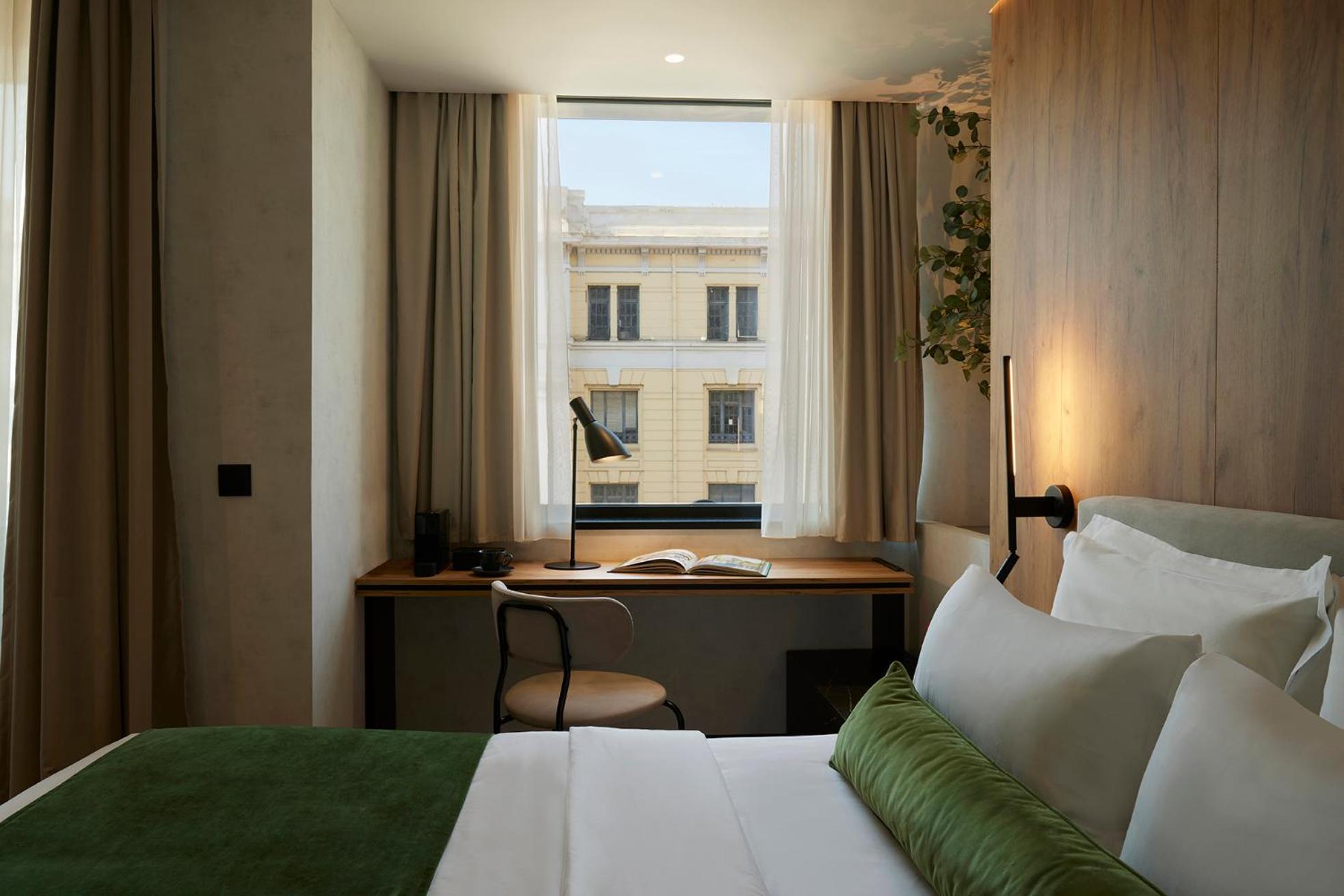 The Port Double Room with Balcony and Side Sea View - Photo 3