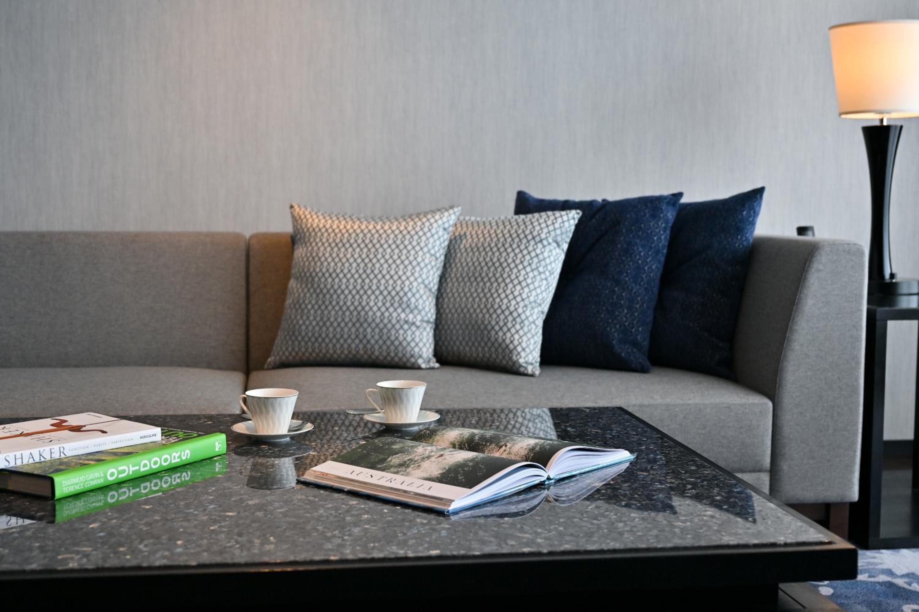 Royal Suite Twin - Photo 9