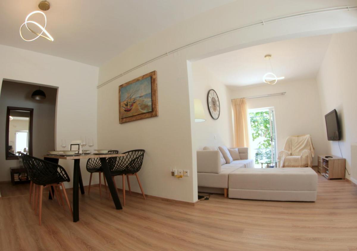 Two-Bedroom Apartment photo 2