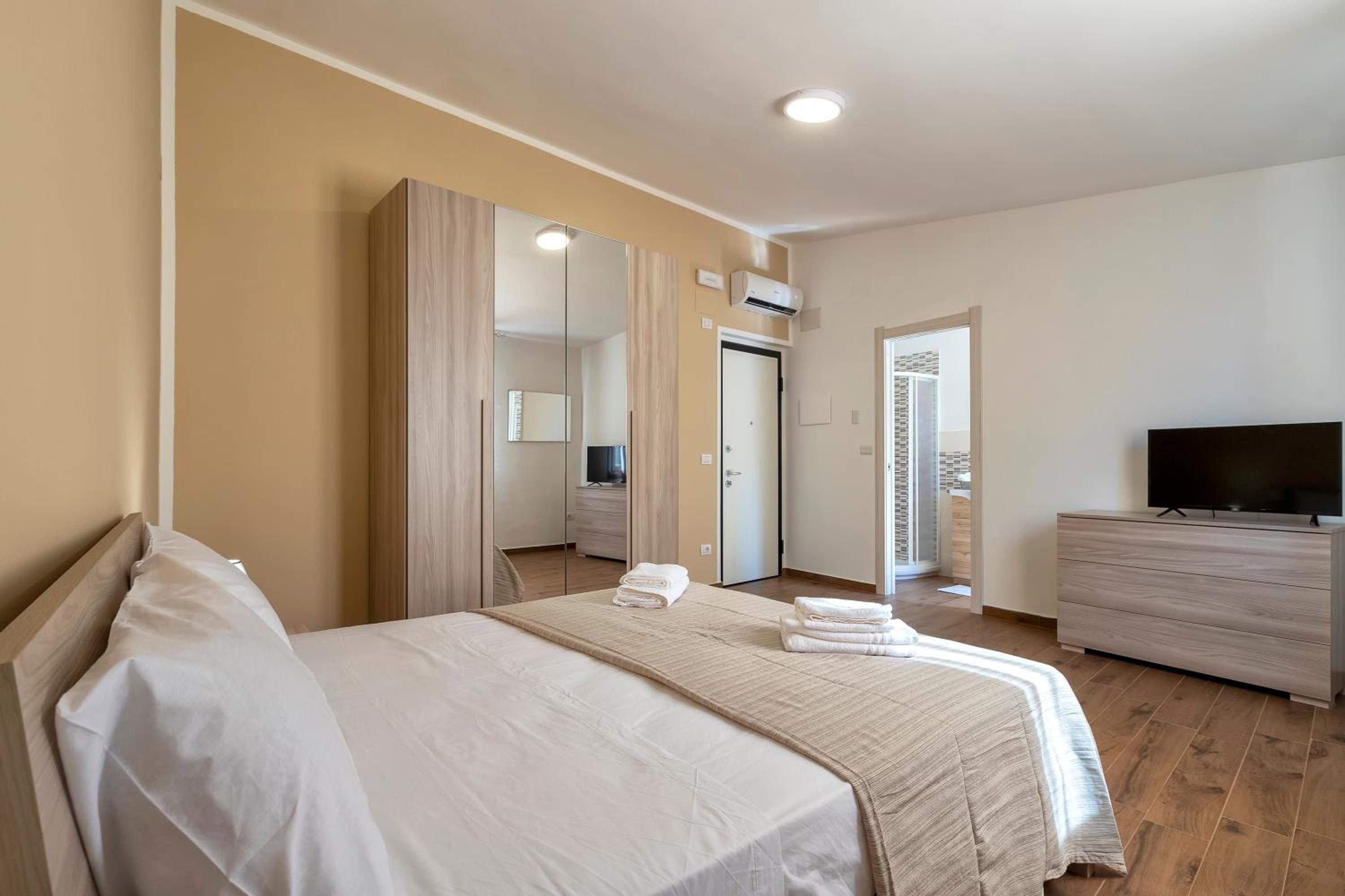 Double Room with Private Bathroom photo 1