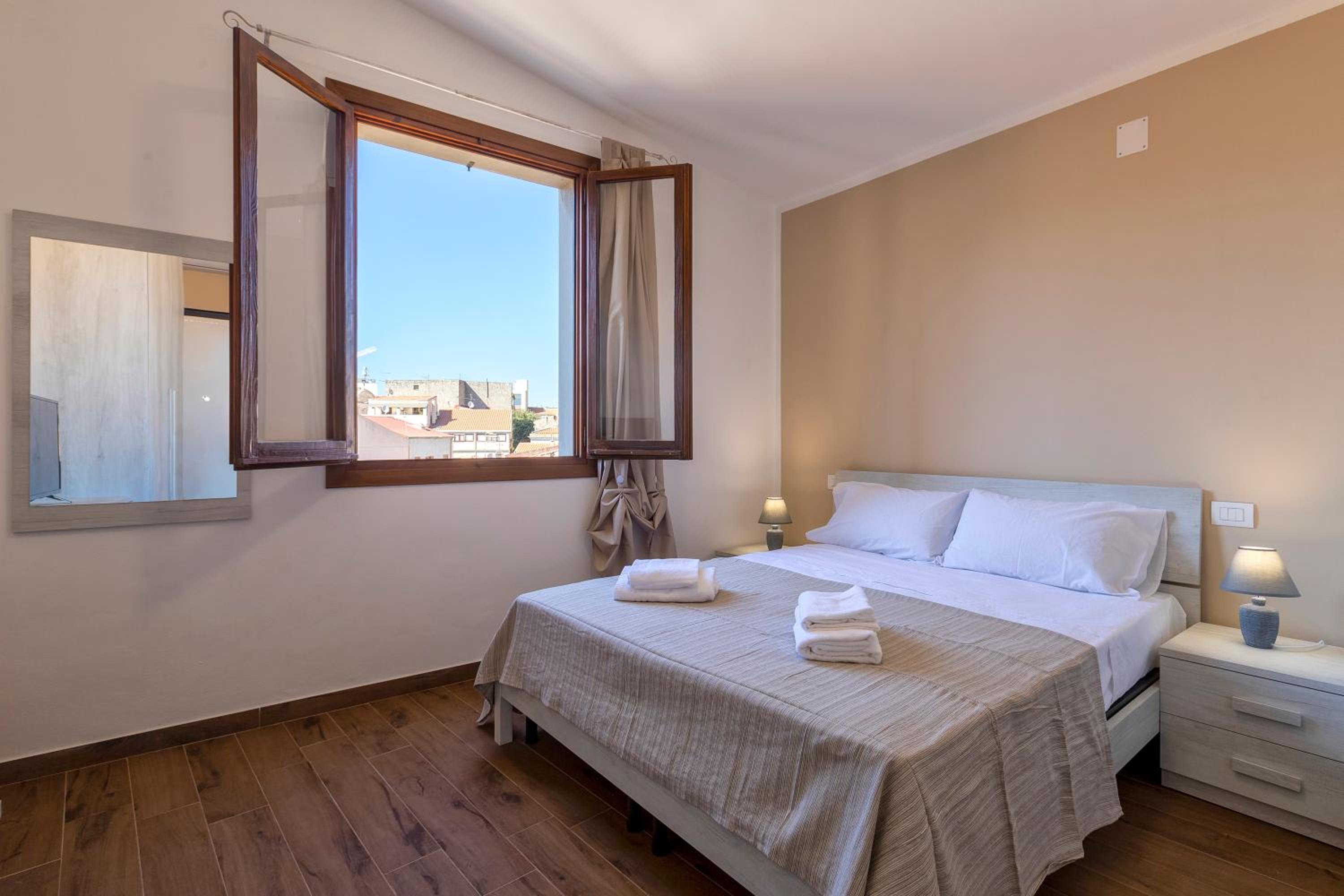 Double Room with Private Bathroom photo 1