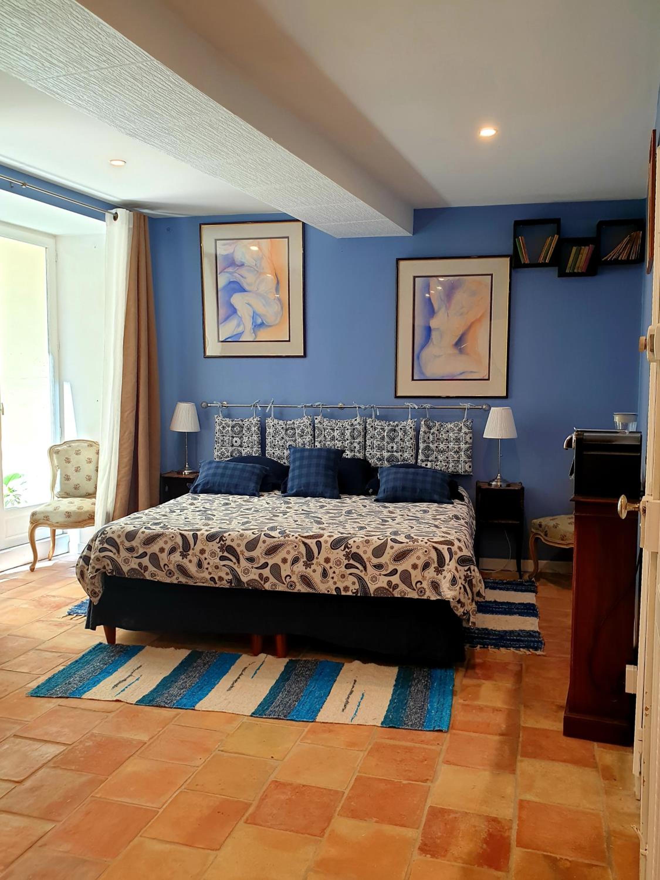 Superior King Room photo 1