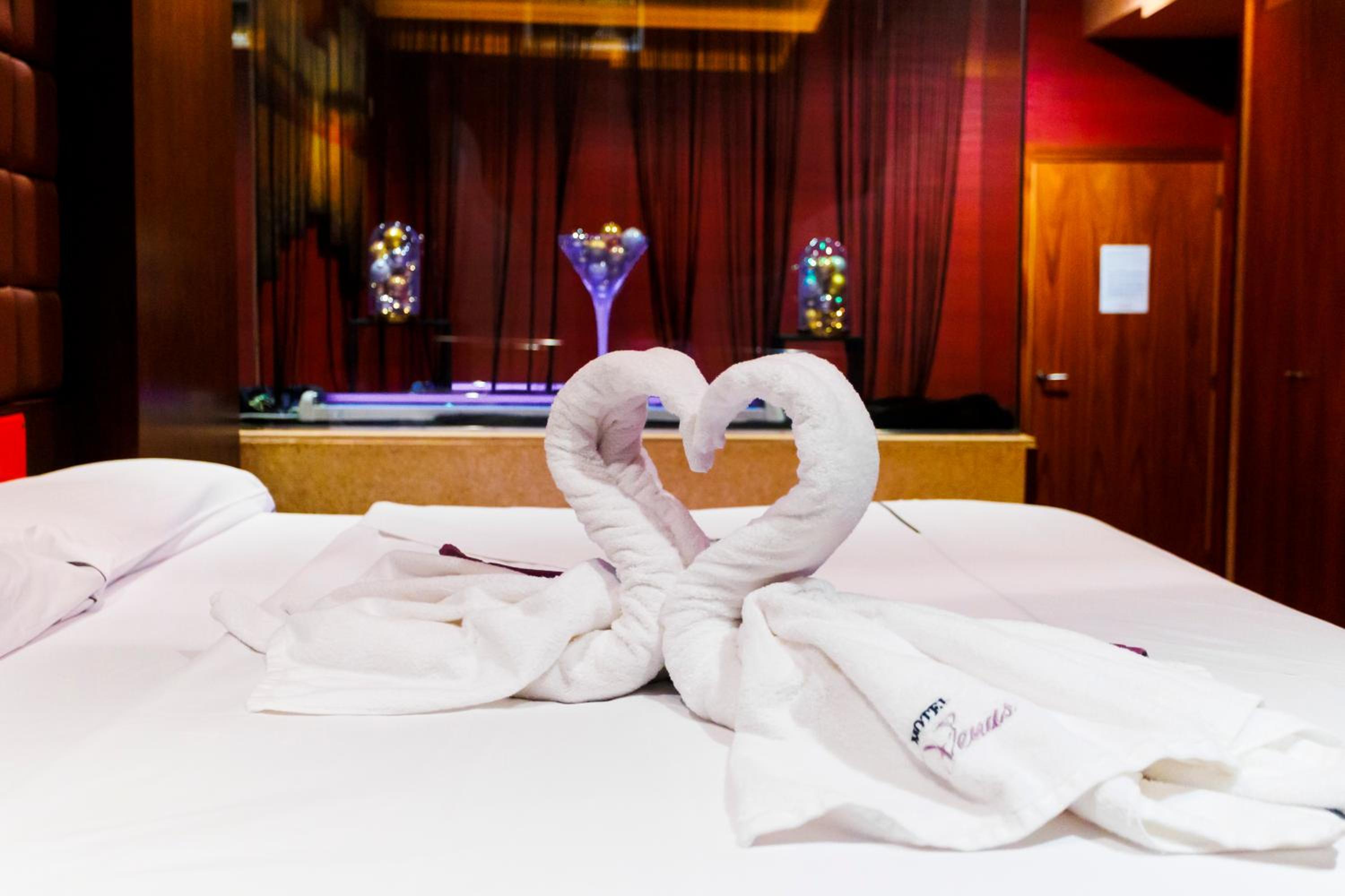 Double Room - Photo 14