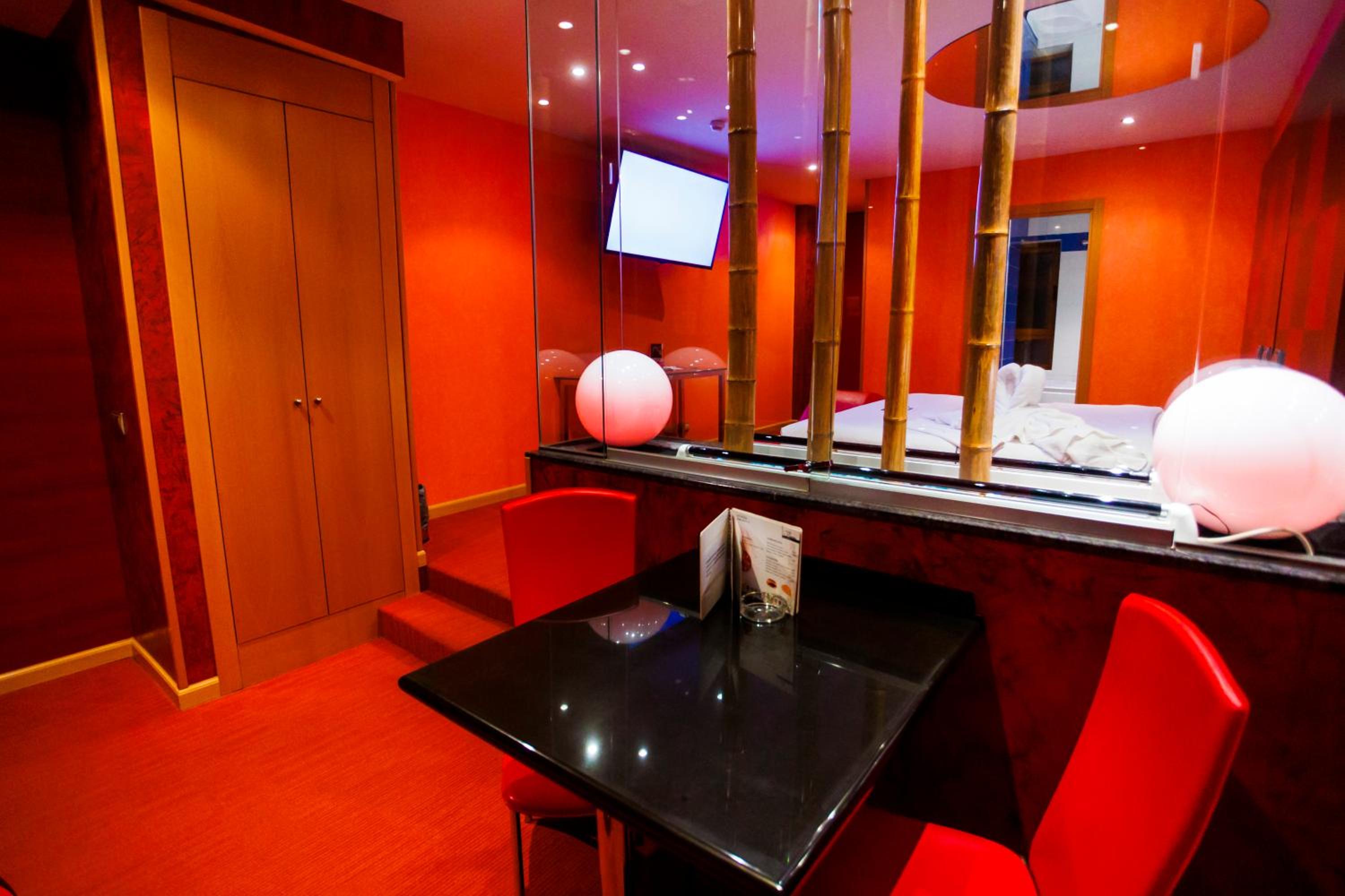 Double Room - Photo 22