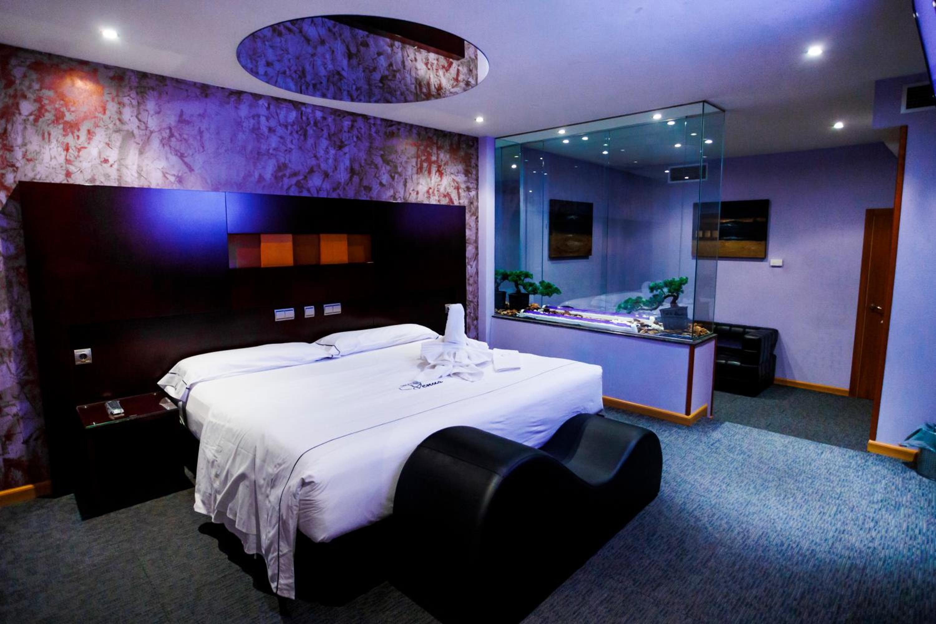 Double Room - Photo 24