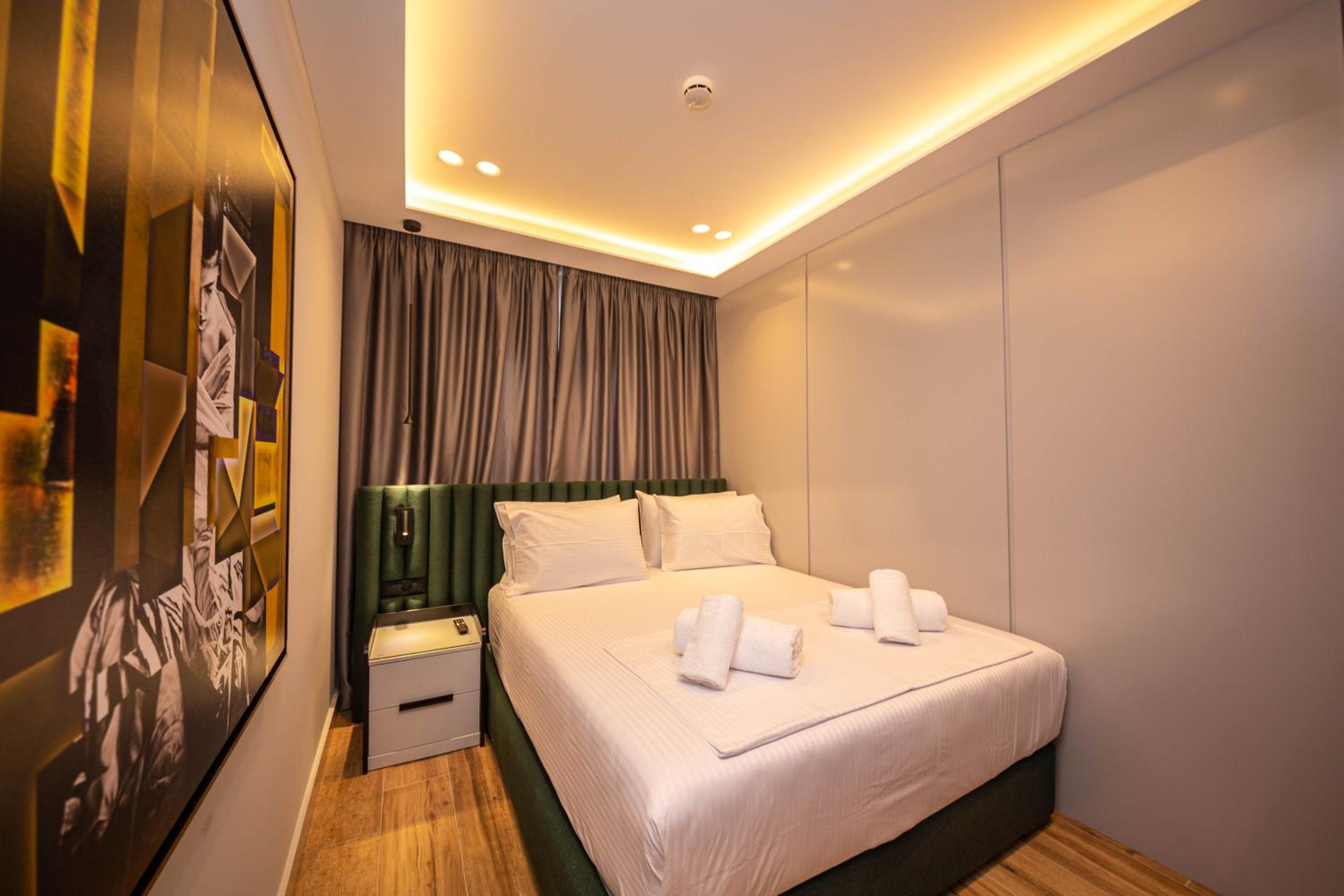 Deluxe Double Room photo 2