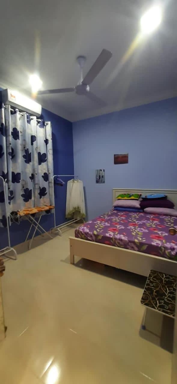 Three-Bedroom House photo 2