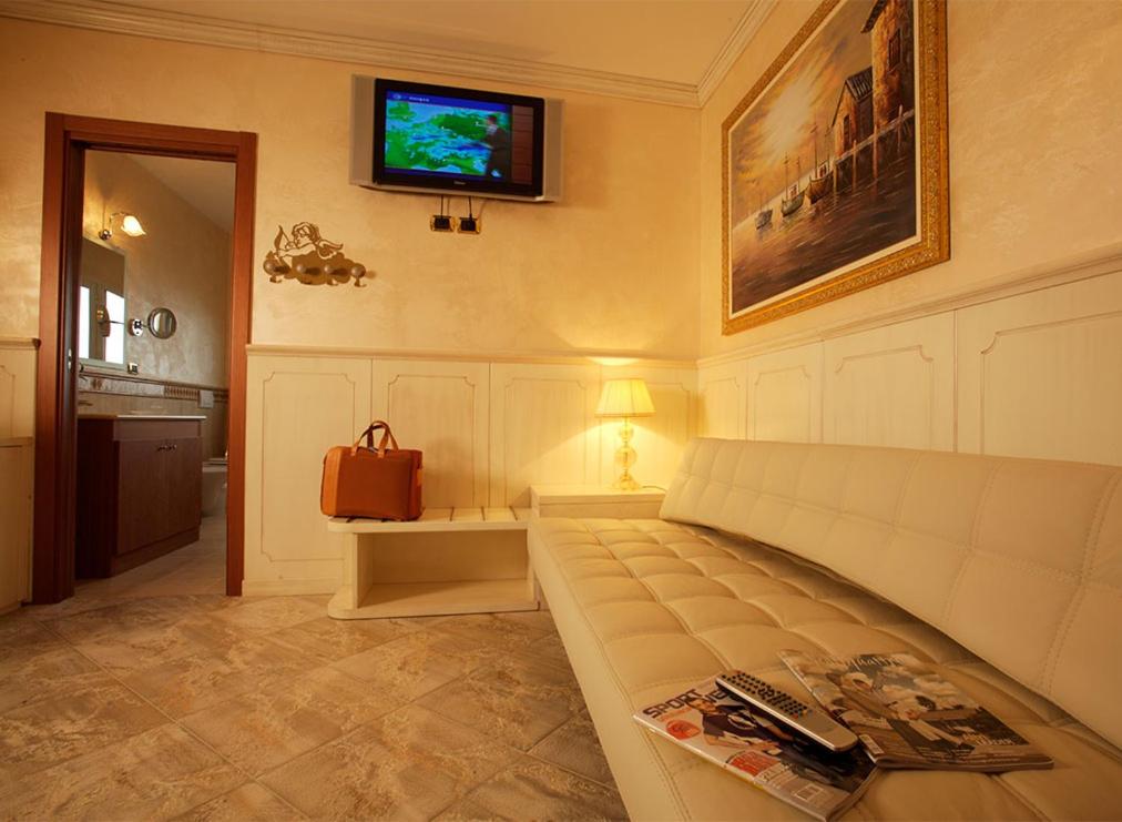 Junior Suite with Terrace photo 3