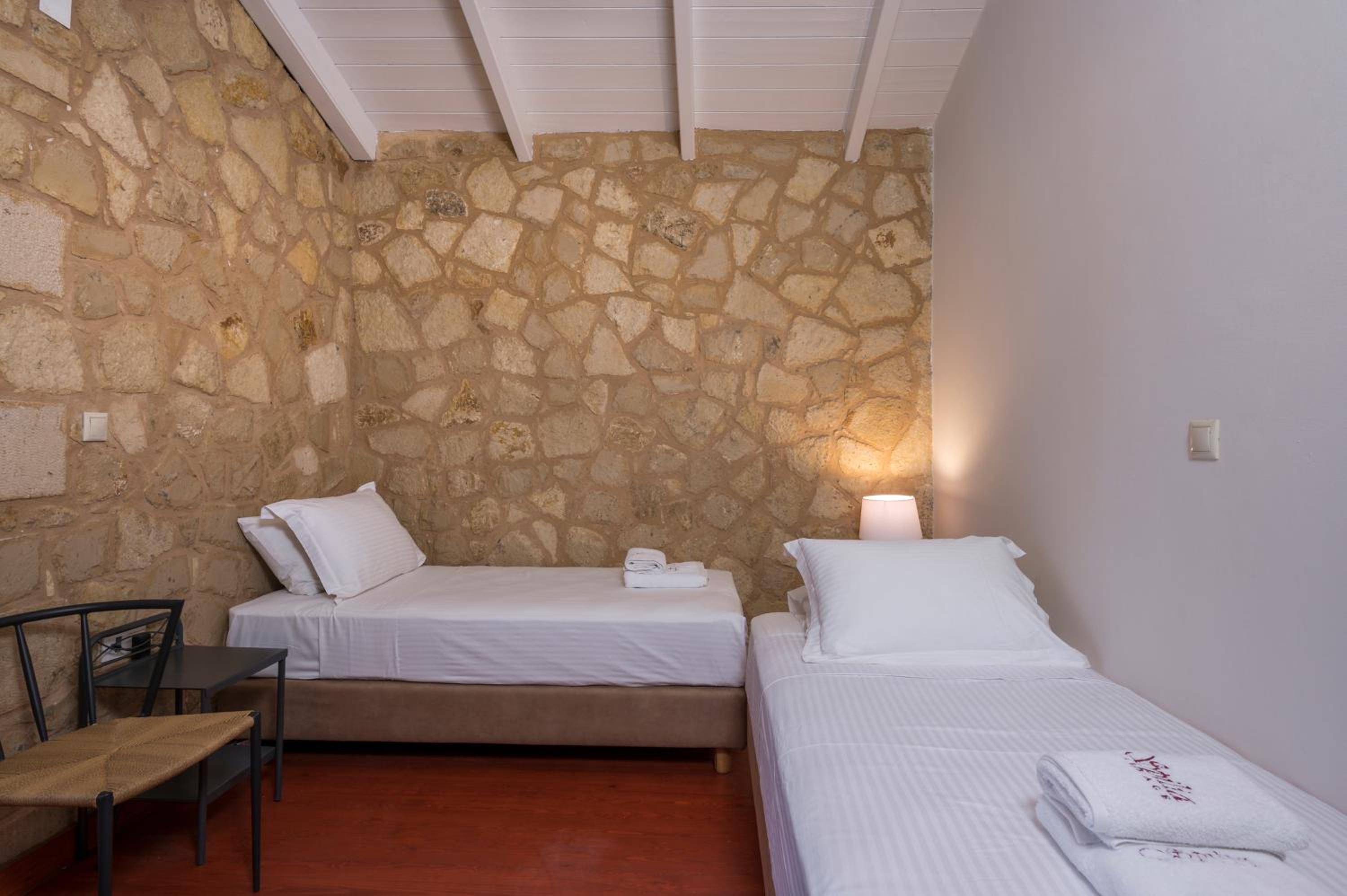 Three-Bedroom Villa photo 2