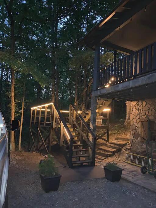 Four-Bedroom House - Photo 4
