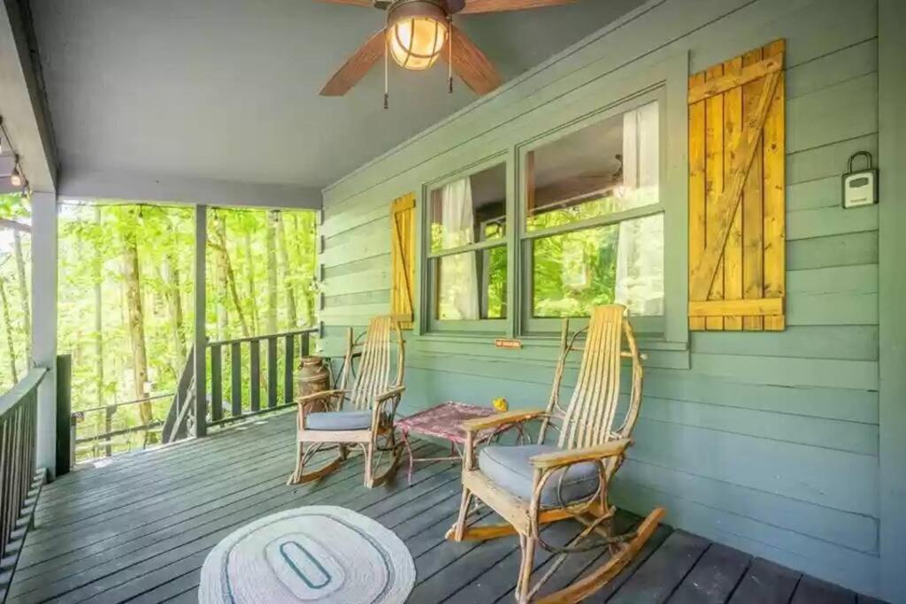 Four-Bedroom House - Photo 15