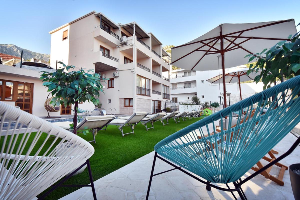 Studio Apartment with Sea View photo 1