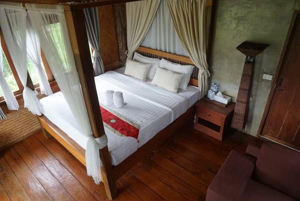 Villa With Air Conditioning  photo 2