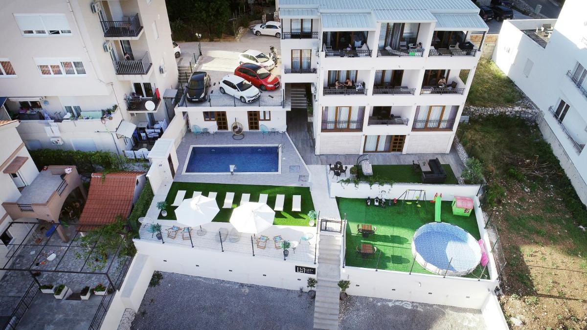 Apartment with Sea View photo 3
