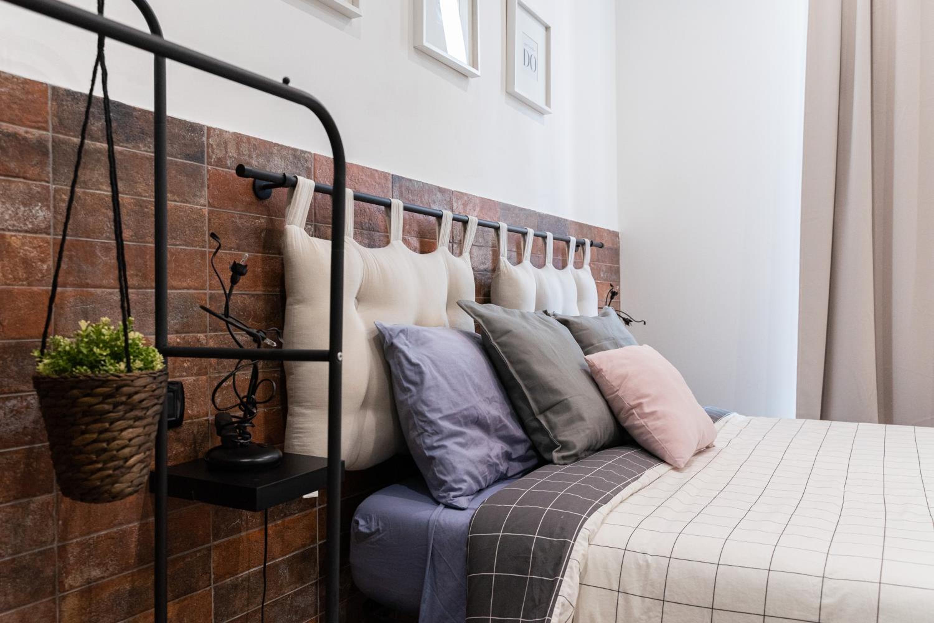 Large Double Room photo 1