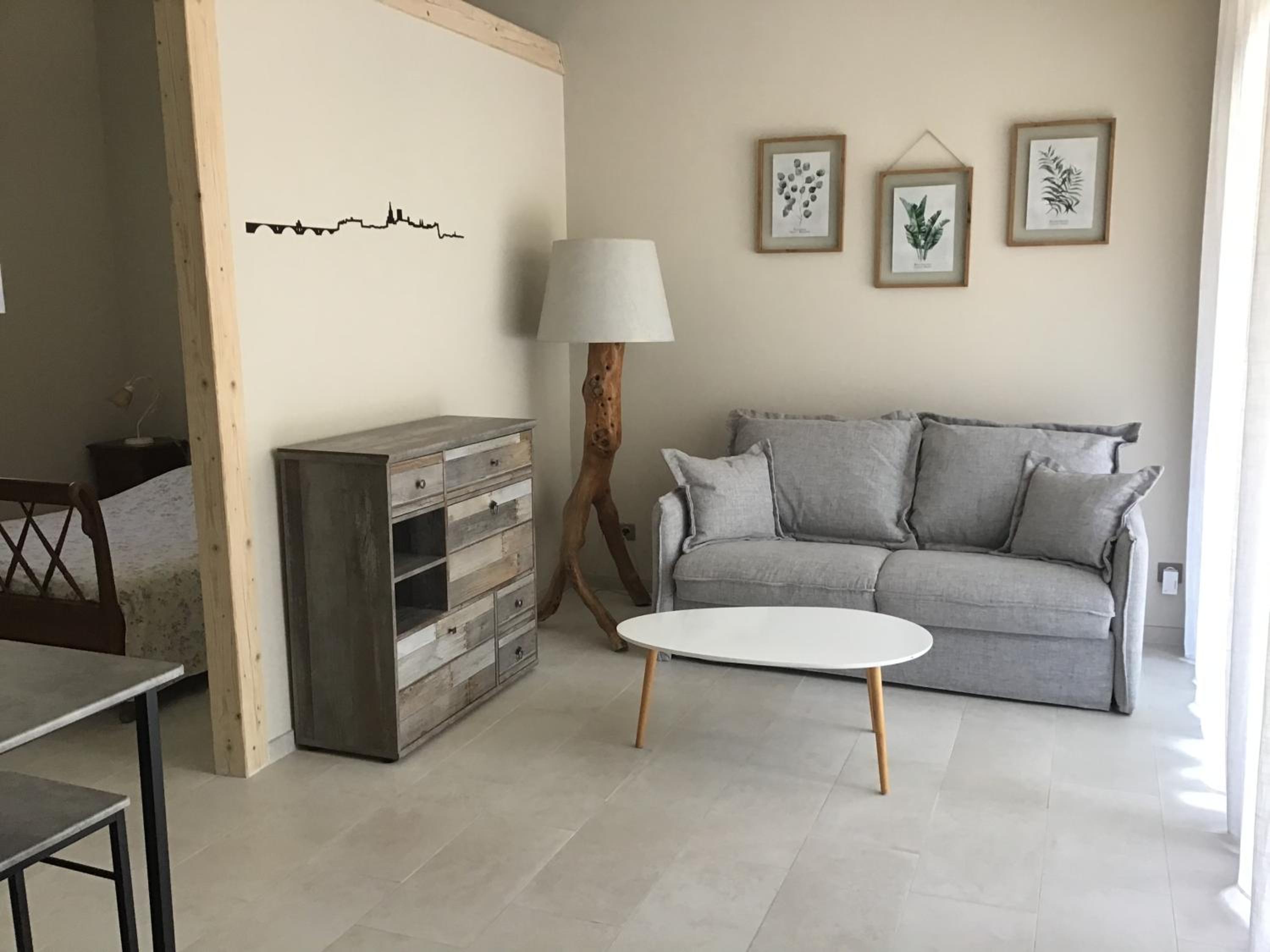 Large Double Room photo 2