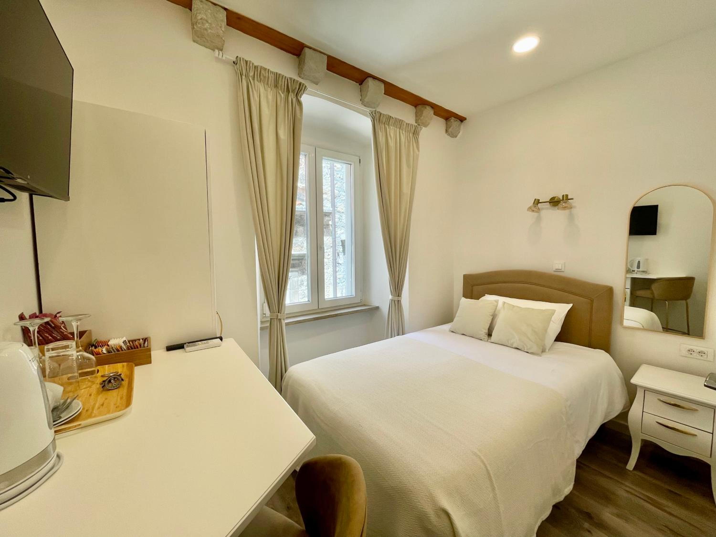 Single Room with Bathroom